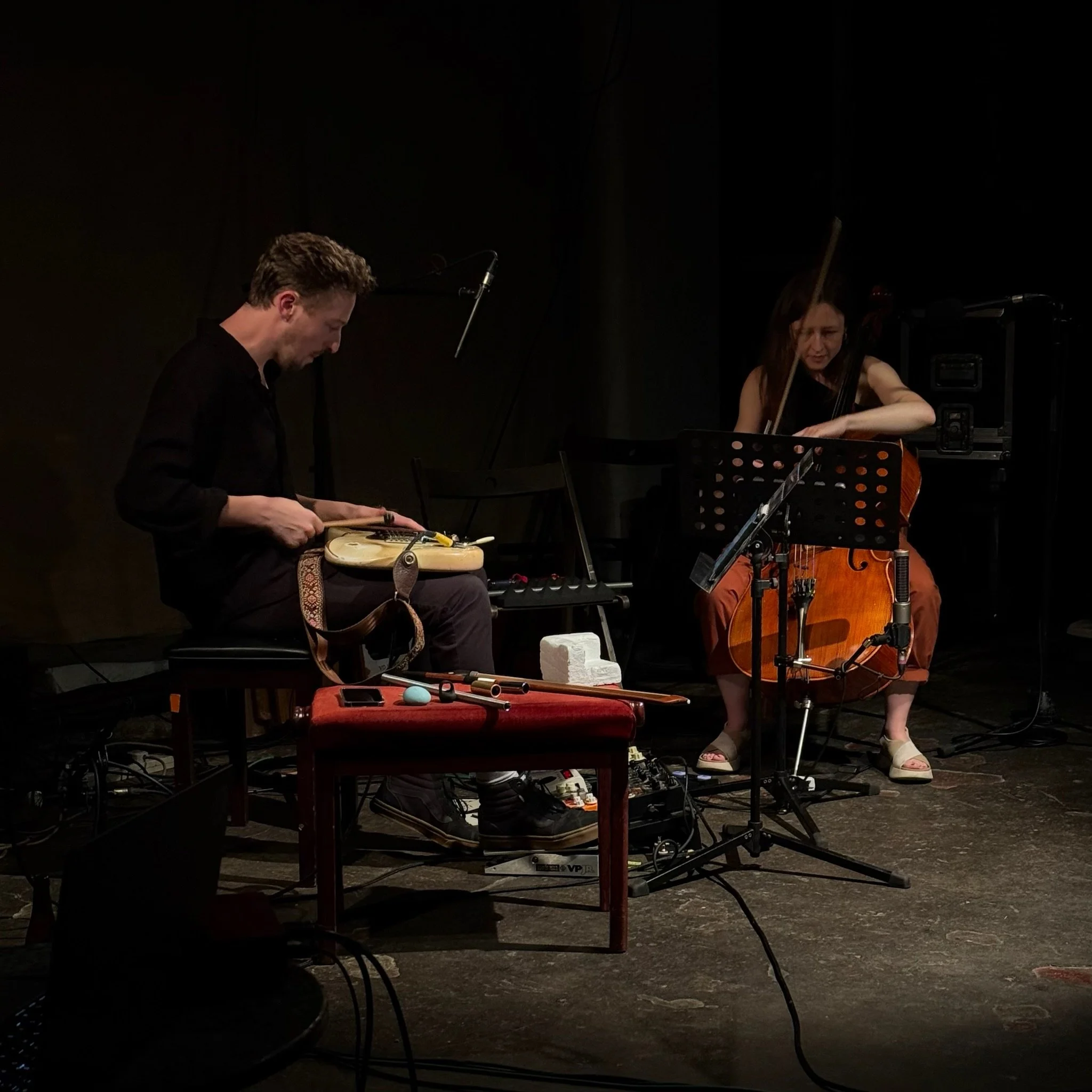 Zentraxidine - Premiere @cafe OTO_performed by: Distractfold and Sivan C Elias