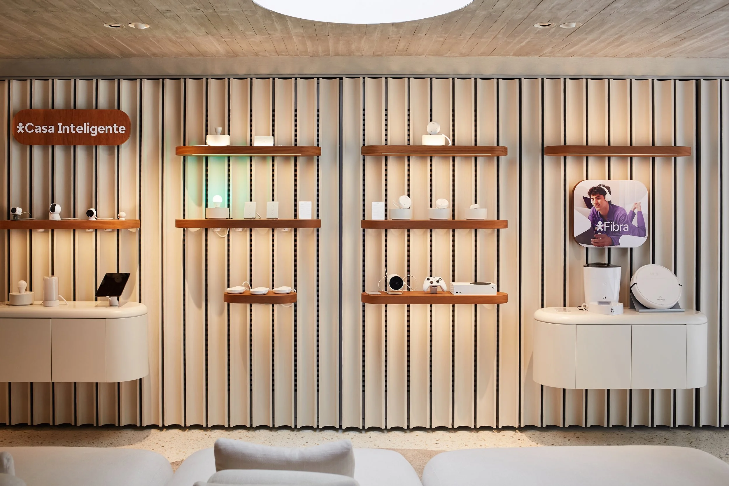 LIGHTSOURCE-Casa-Vivo_2024-Metro-Arquitetos_Marina-Lodi_Nina-Morelli_Gianfranco-Vacani_10.jpg