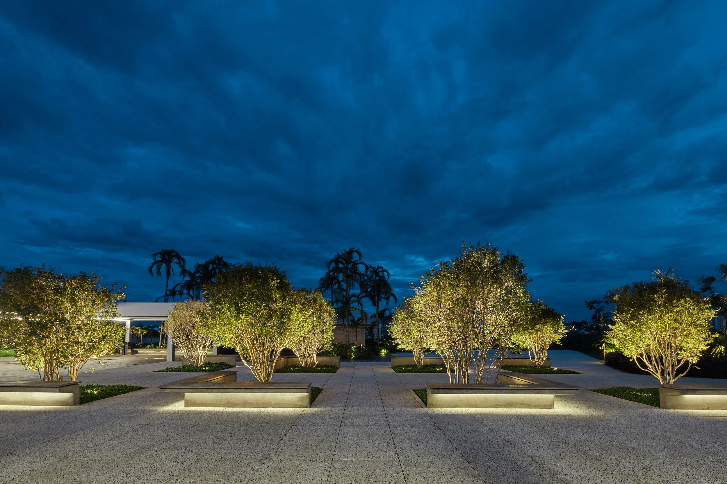 LIGHTSOURCE_Localiza-Herz-Headquarters-BH-2018_Morence-Arquitetura_Mingrone-Iluminacao_04.jpg