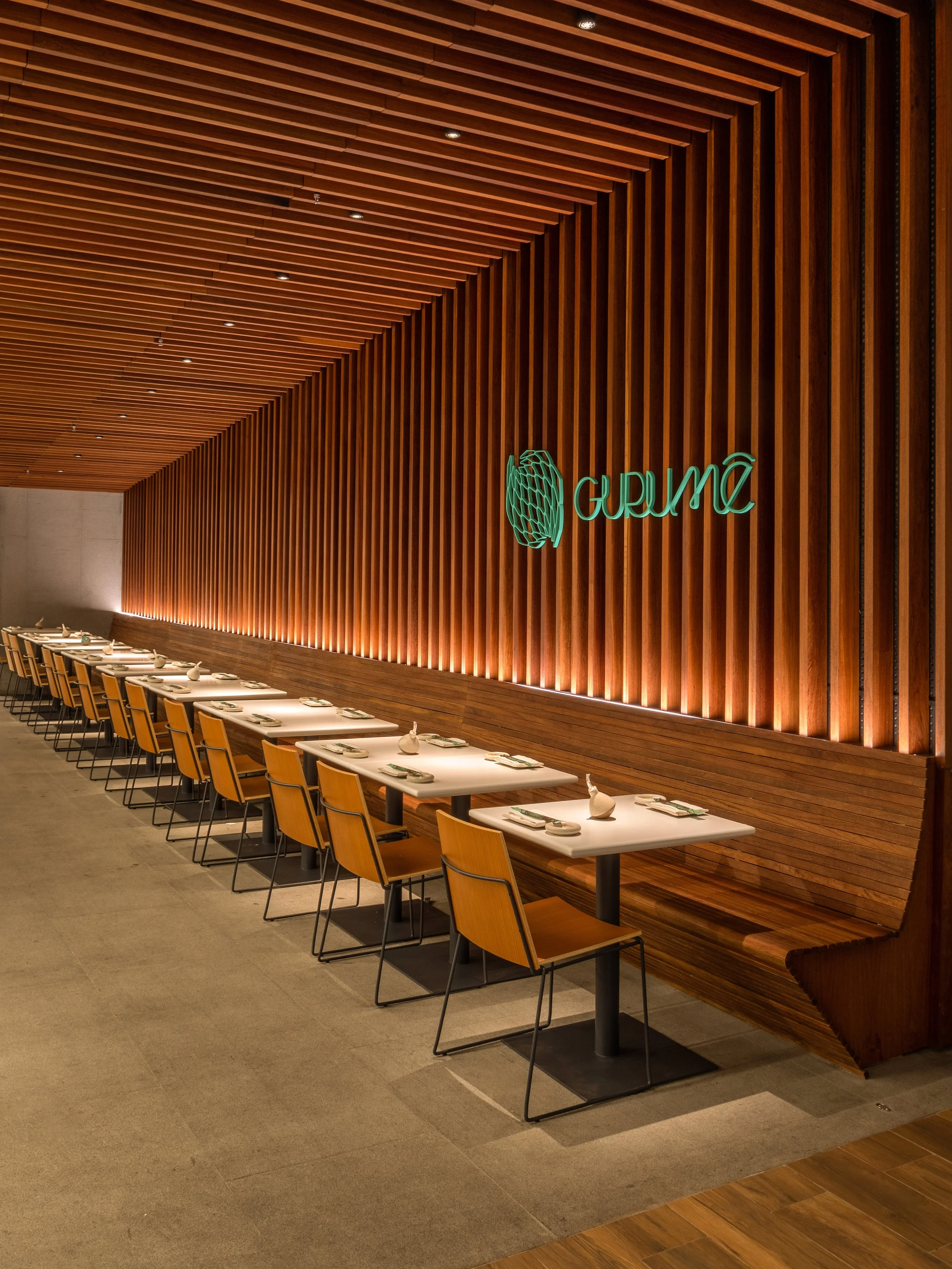 LIGHTSOURCE_Restaurante-Gurume-2019_Bernardes-Arquitetura_Studio-iluz_005.jpg