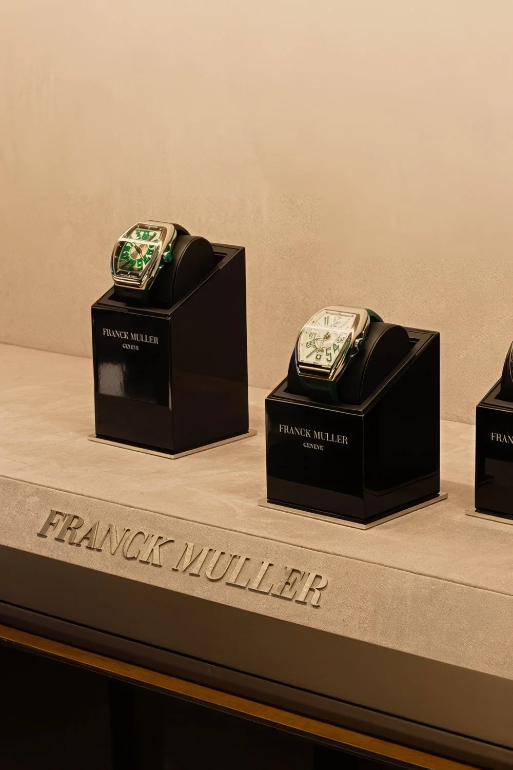 LIGHTSOURCE-Franck-Muller_2026_IMS-Iluminação_Ivone-Szabó_5.jpg