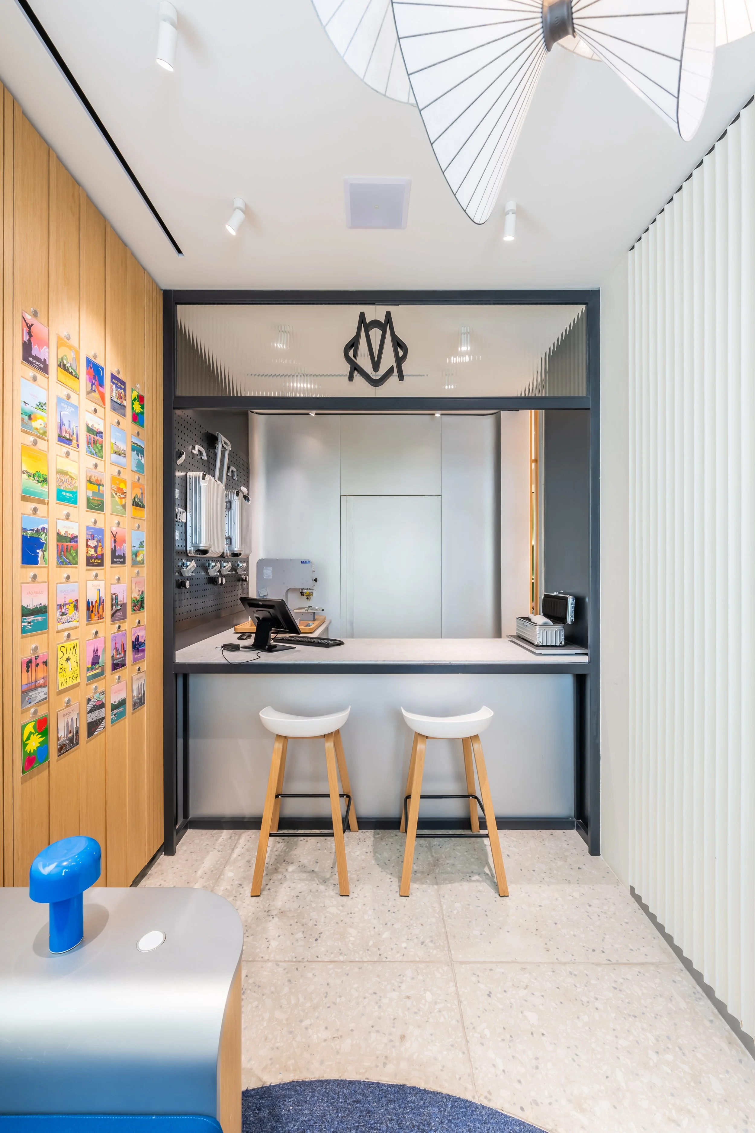LIGHTSOURCE-Rimowa_2025_Luciana-Morita-Arquitetura_Mauricio-Moreno_3.jpg