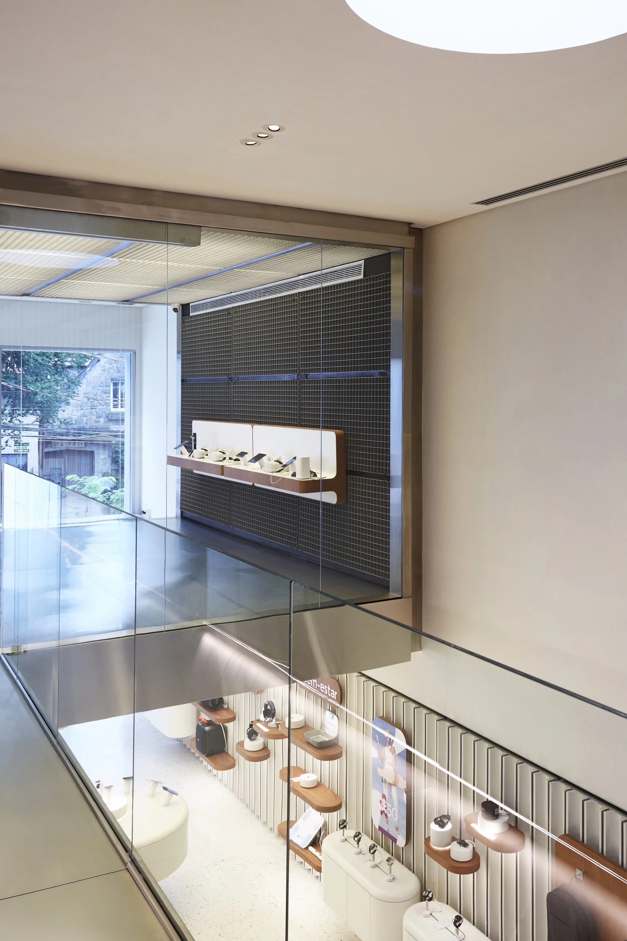 LIGHTSOURCE-Casa-Vivo_2024-Metro-Arquitetos_Marina-Lodi_Nina-Morelli_Gianfranco-Vacani_12.jpg
