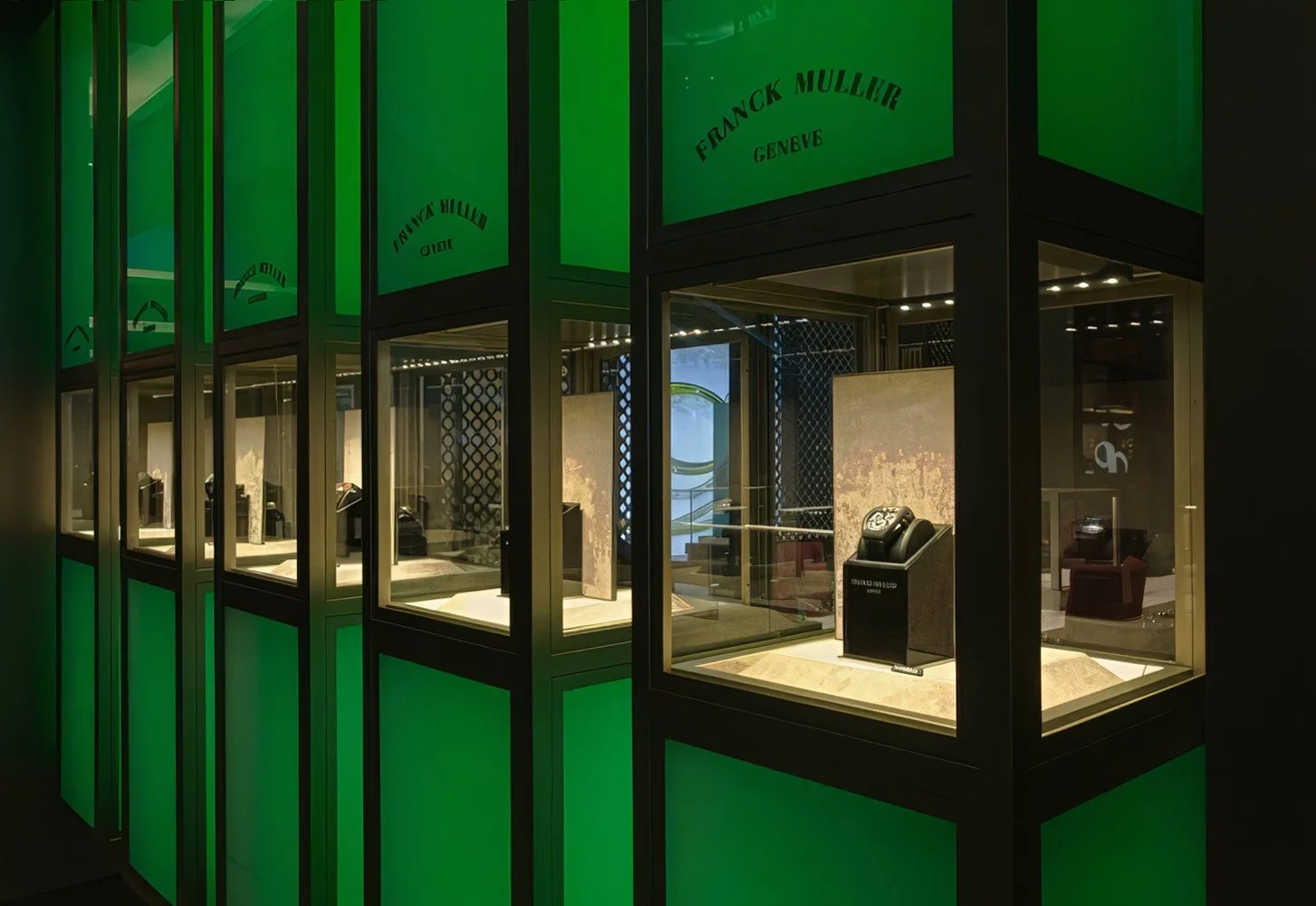 LIGHTSOURCE-Franck-Muller_2026_IMS-Iluminação_Ivone-Szabó_4.jpg