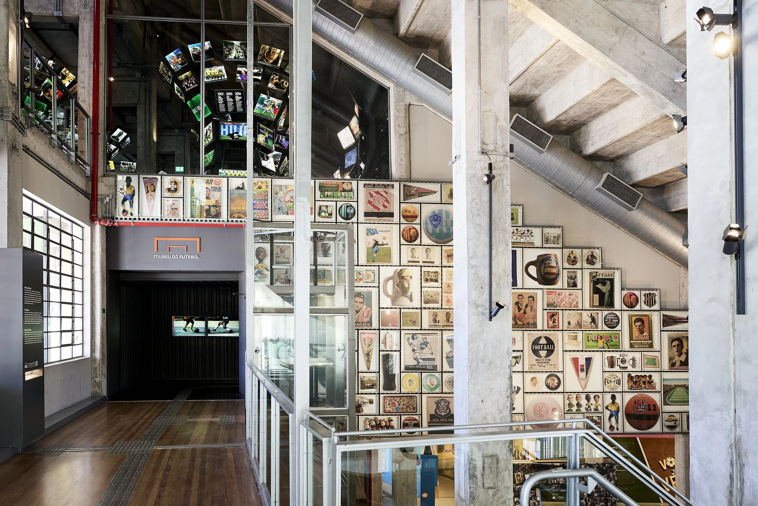 LIGHTSOURCE-Museu-do-futebol_2024_Arnaldo-Dumont-Villares_Ricardo-Severo_Mauro-Munhoz_FernandesAA_Fernanda-Carvalho_Feco-Hamburguer_4.jpg