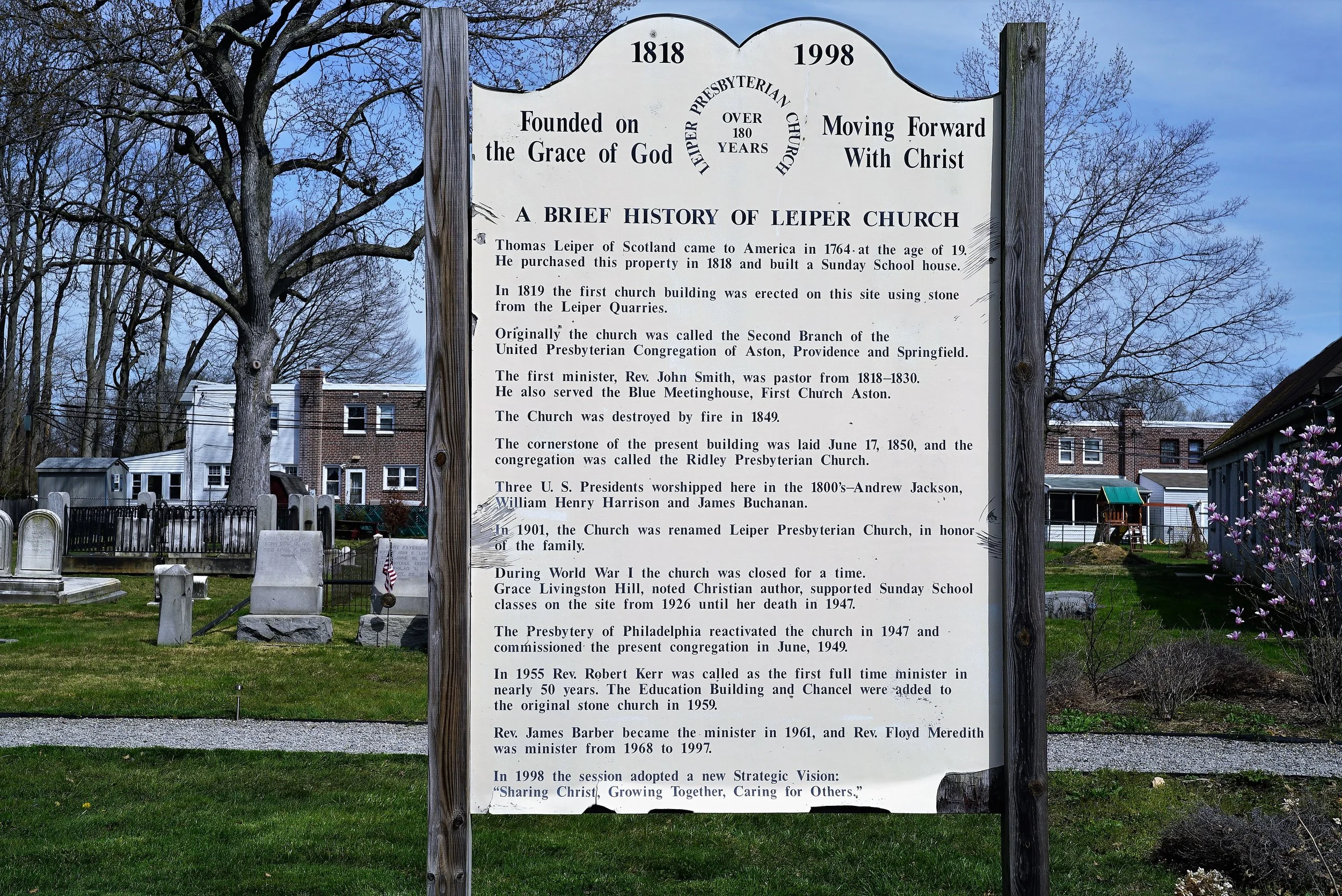A sign just outside of the Leiper Presbyterian Church Cemetery explaining the history of the property.