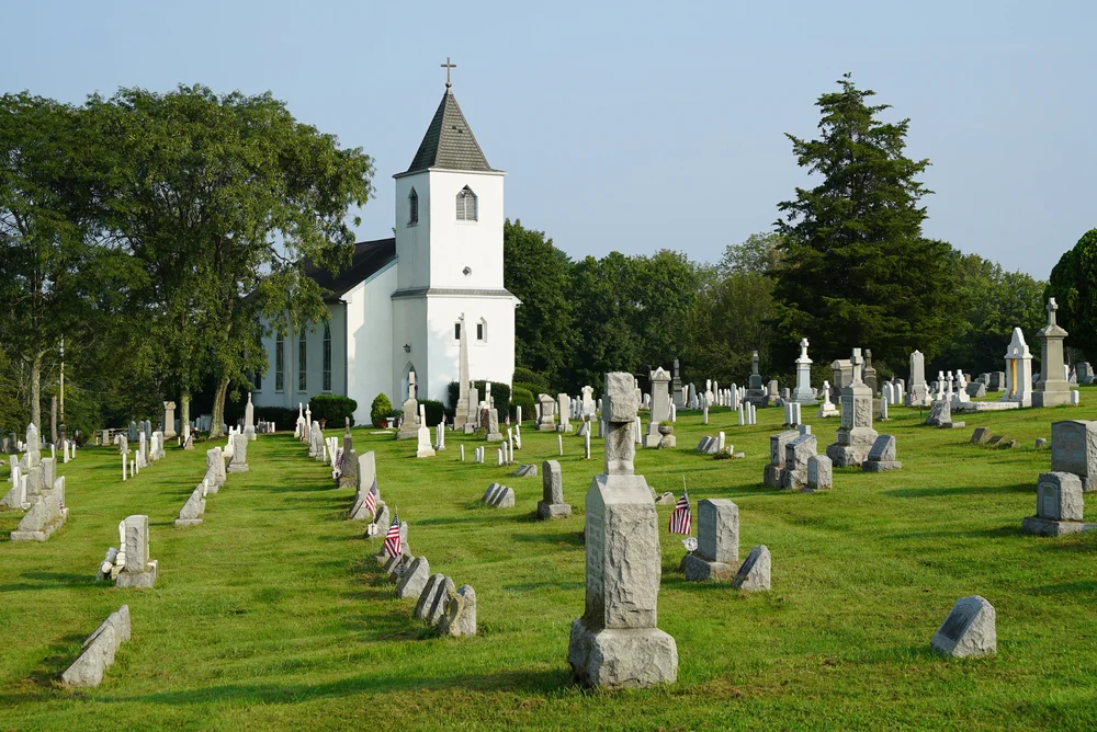 [Image: st+john+the+baptist+roman+catholic+cemet...rmat=1000w]