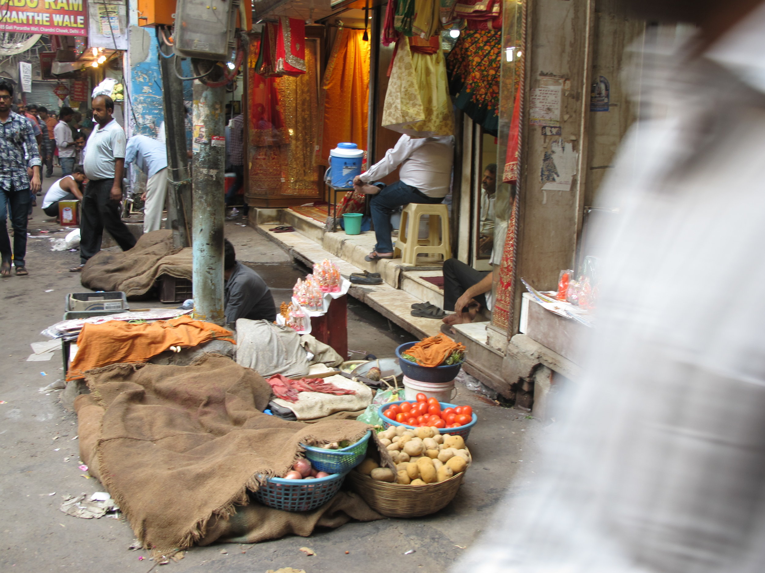 Talin Spring travel Spring Finn and Co Old Delhi food vendors India Delhi street photography street food