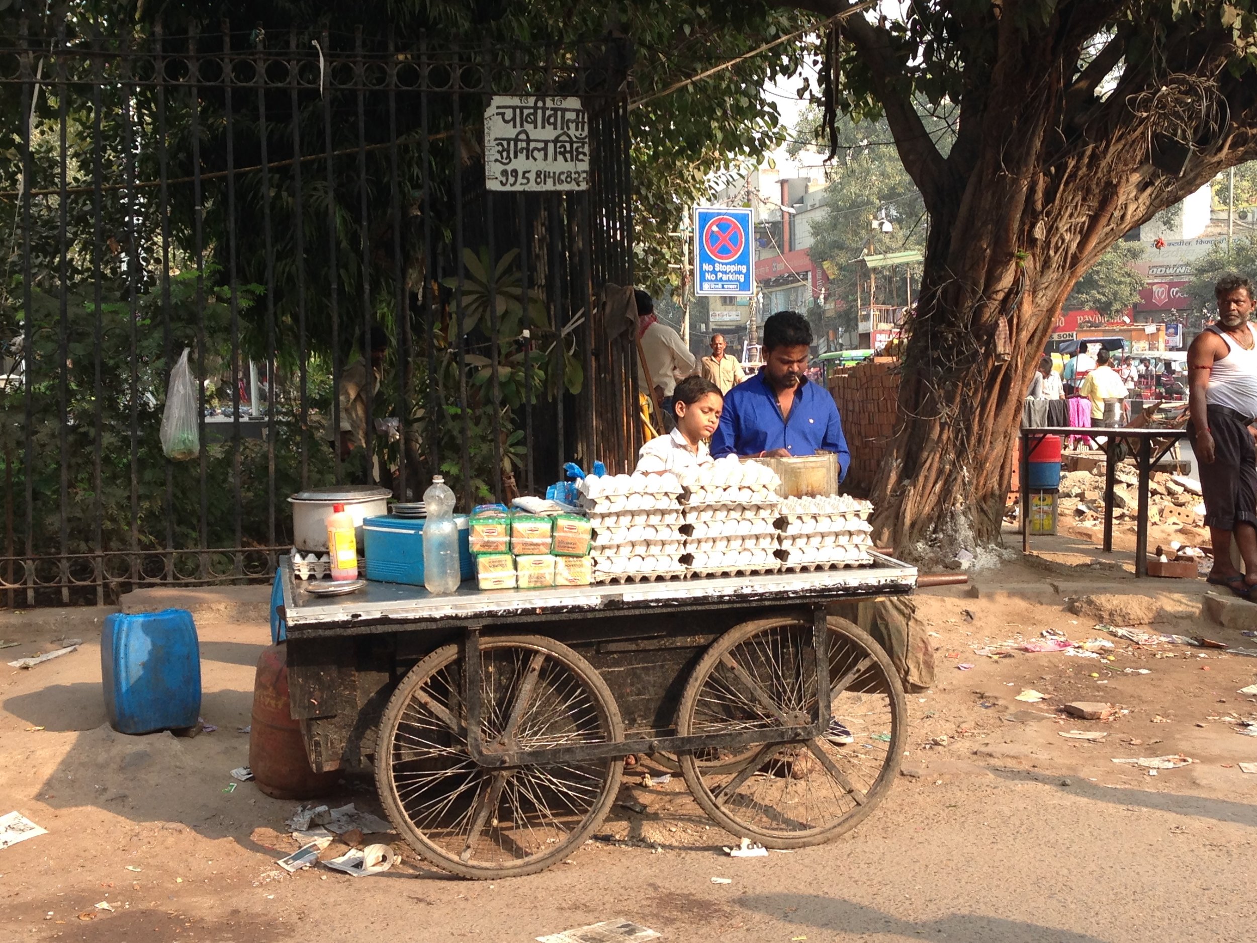 Talin Spring travel Spring Finn and Co Old Delhi food vendors India Delhi street photography street food