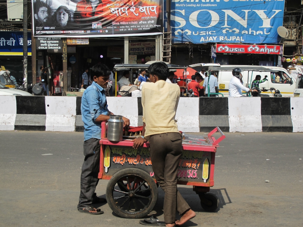 Talin Spring travel Spring Finn and Co Old Delhi food vendors India Delhi street photography street food