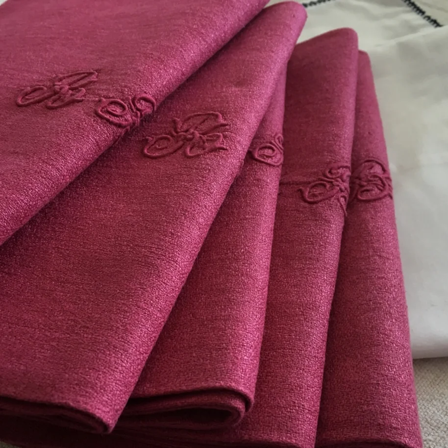 Vintage dark pink/bordeaux Monogram Napkins (set of 5)