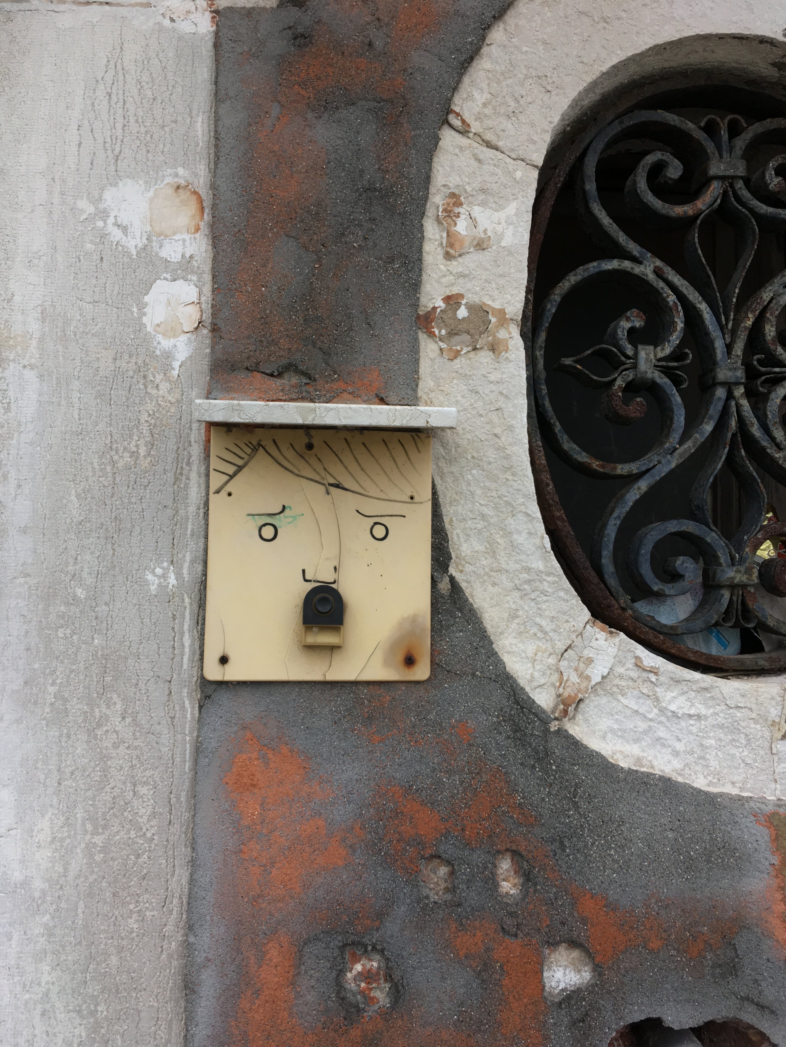 venice, italy, giudecca, travelitaly, best places in italy, doors in italy, doorbells in italy, carlo scarpa