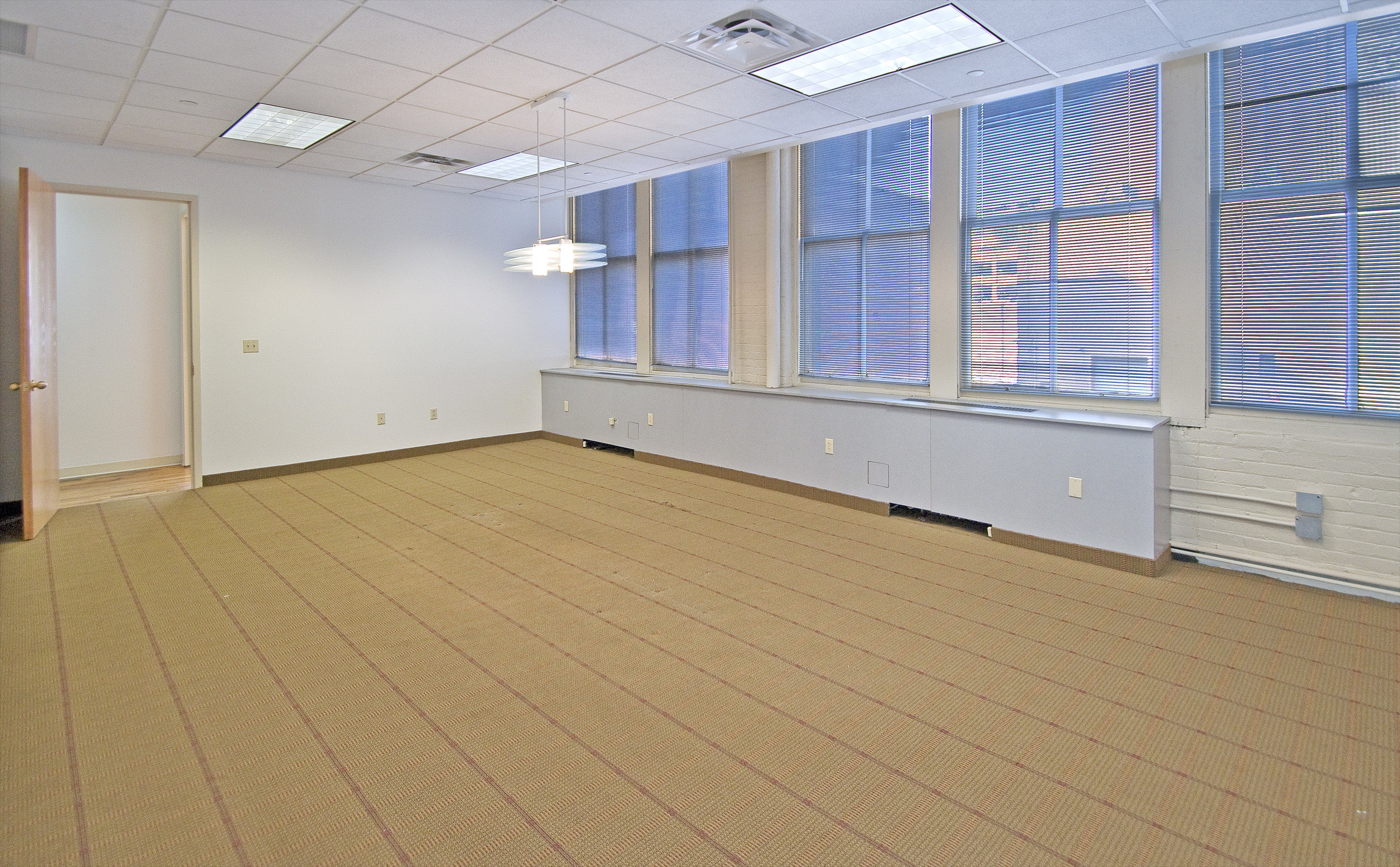 Suite 235 conference room.jpg