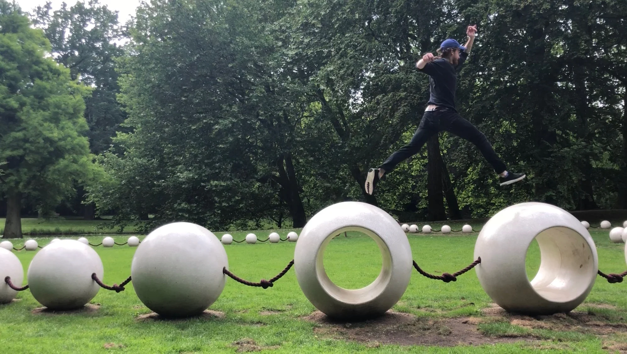 ' Hopping around in Het Park ' 2018