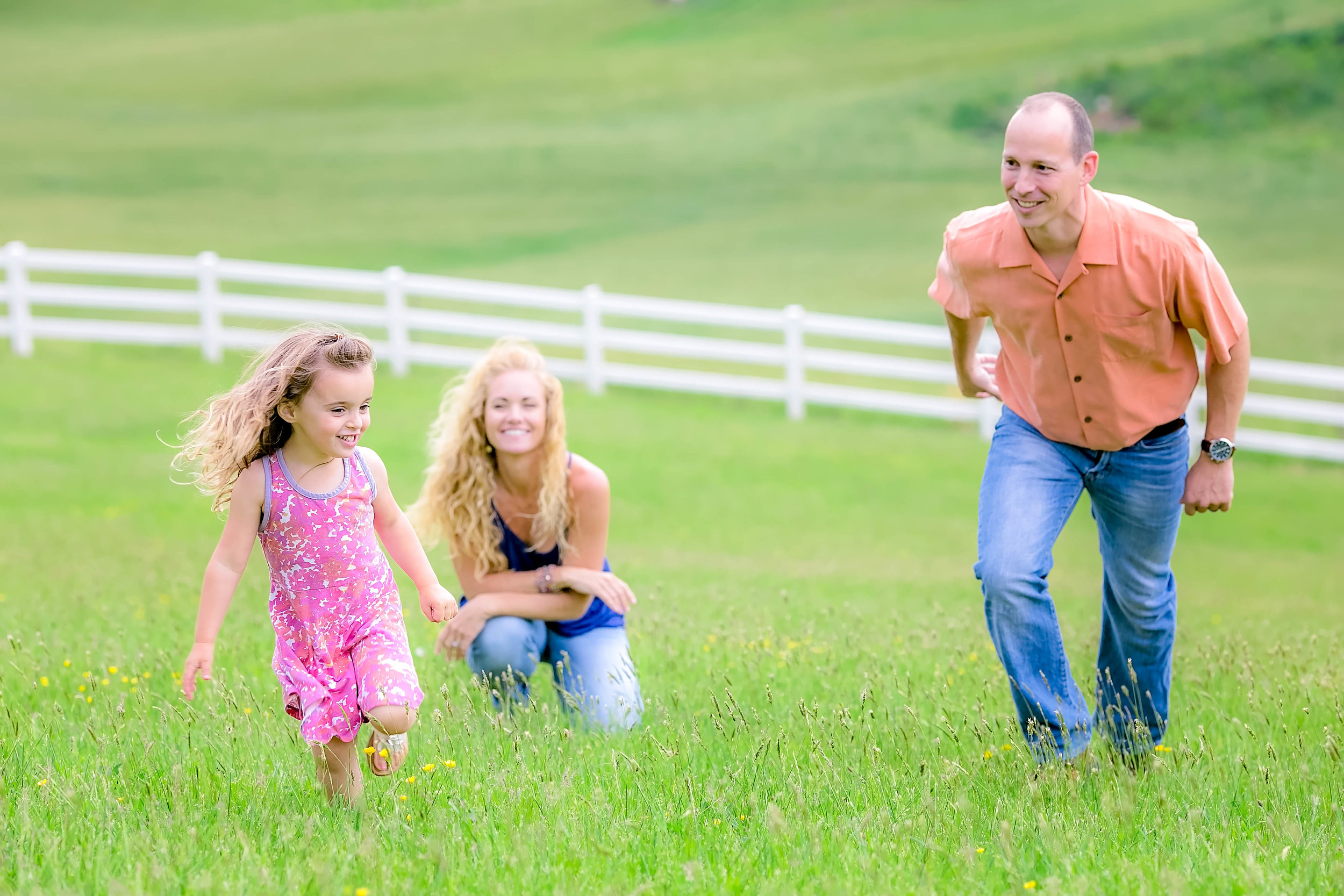 Tri Cities TN family photos, East Tennessee portrait photography, Johnson City family photography, East Tennessee photography, Johnson City TN child portrait photographer, natural light photography