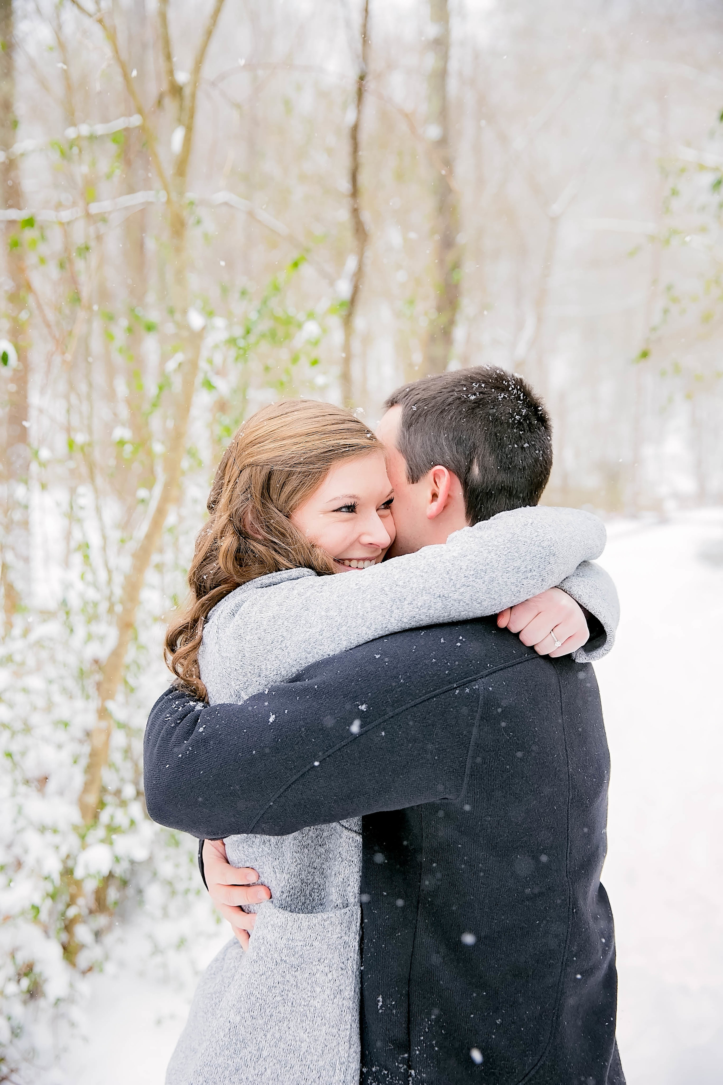 Laurel Falls hiking trail engagement session, romantic hike, East Tennessee snow engagement picture, Tri Cities wedding photography, Johnson City, TN photography, romantic couple in the snow