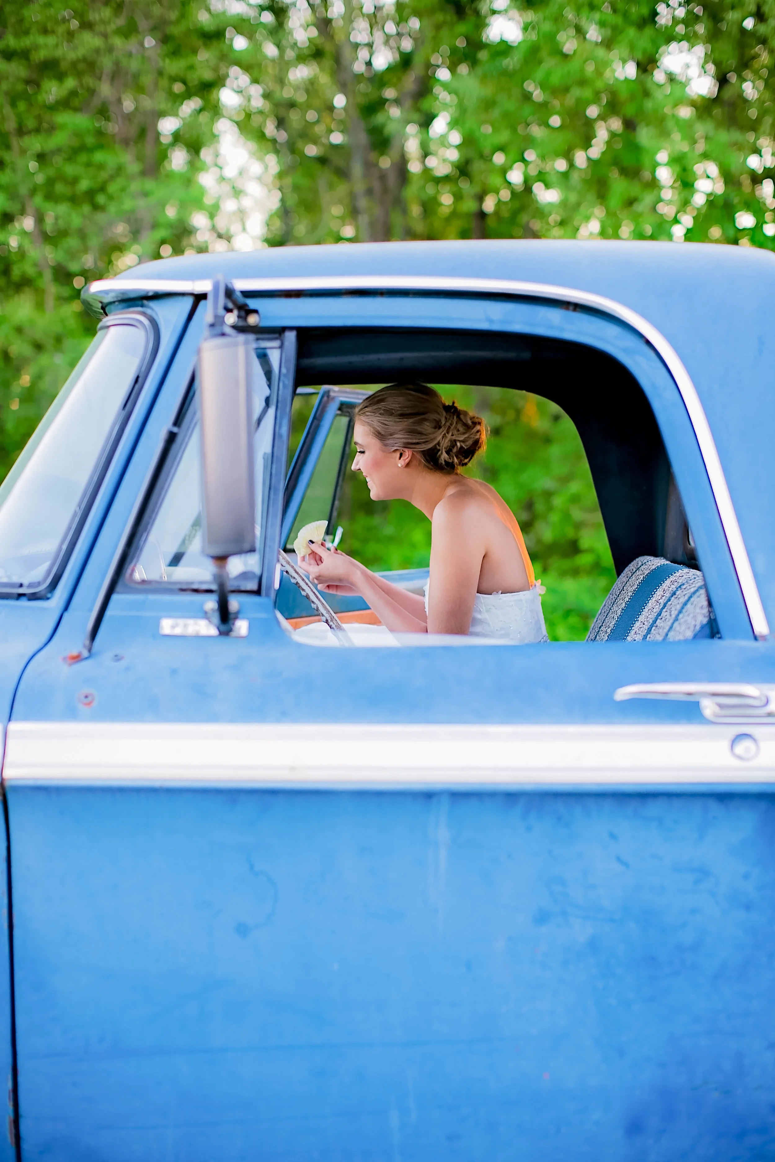 Colley Hill Farm, Dandridge TN wedding venue, East Tennessee wedding photography, styled wedding shoot, bridal portrait, East Tennessee wedding venue, farm wedding venue