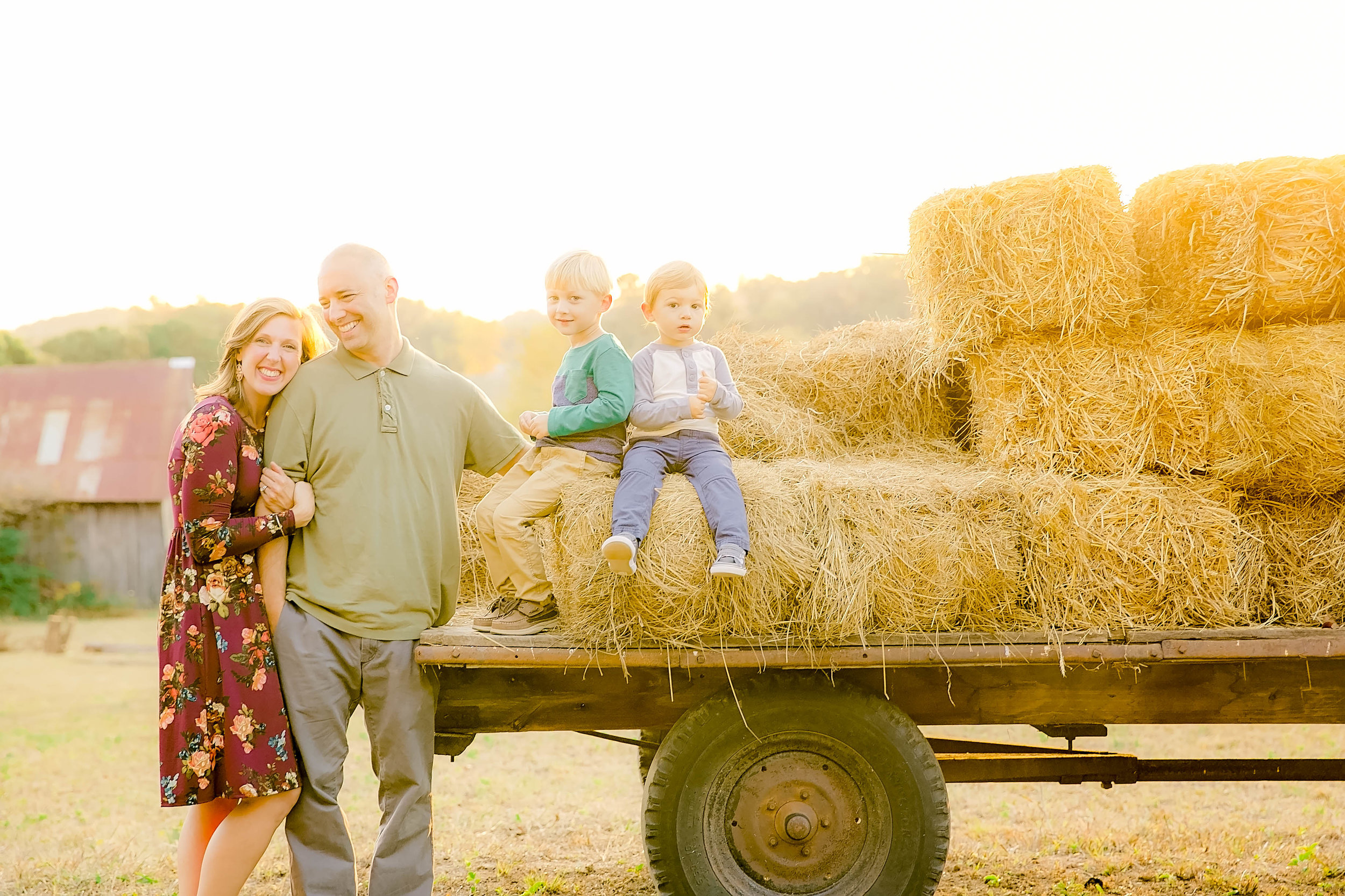 Tri Cities TN family photos, East Tennessee portrait photography, Johnson City family photography, East Tennessee photography, Johnson City TN child portrait photographer, natural light photography