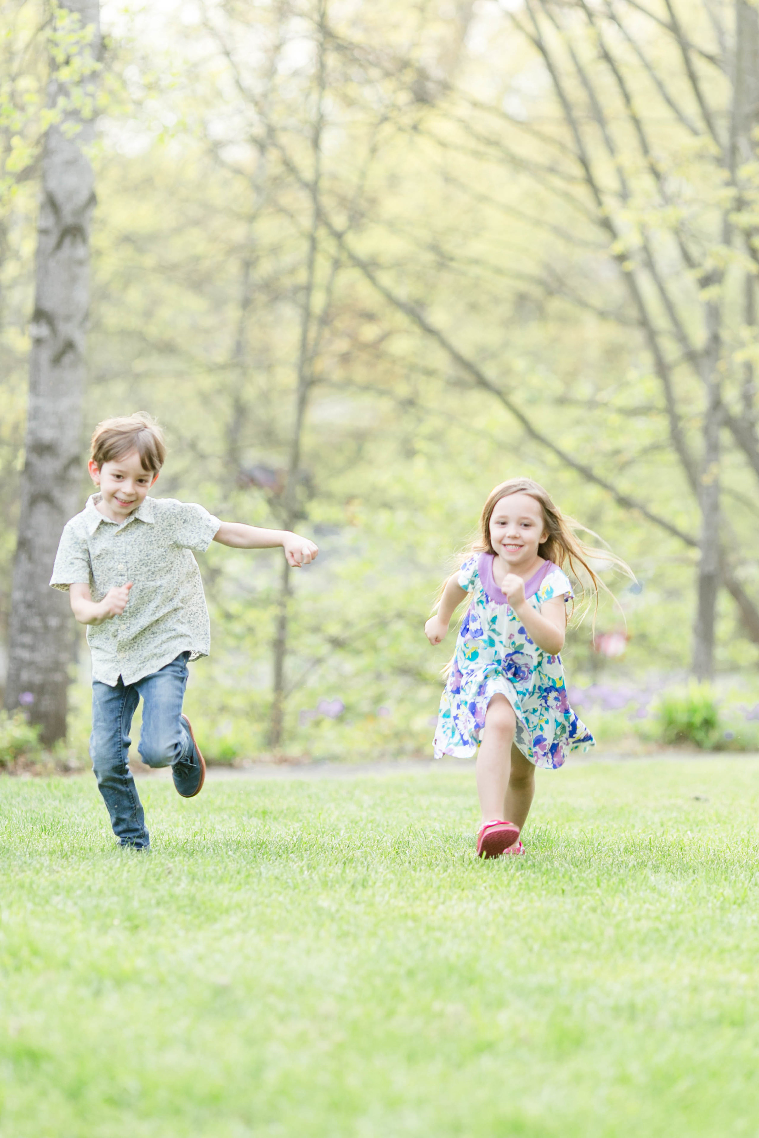 East Tennessee photography, Johnson City, Tri Cities, Jonesborough, family session, spring, engagement, wedding photographer, anniversary photos, portraits, bright and airy photography