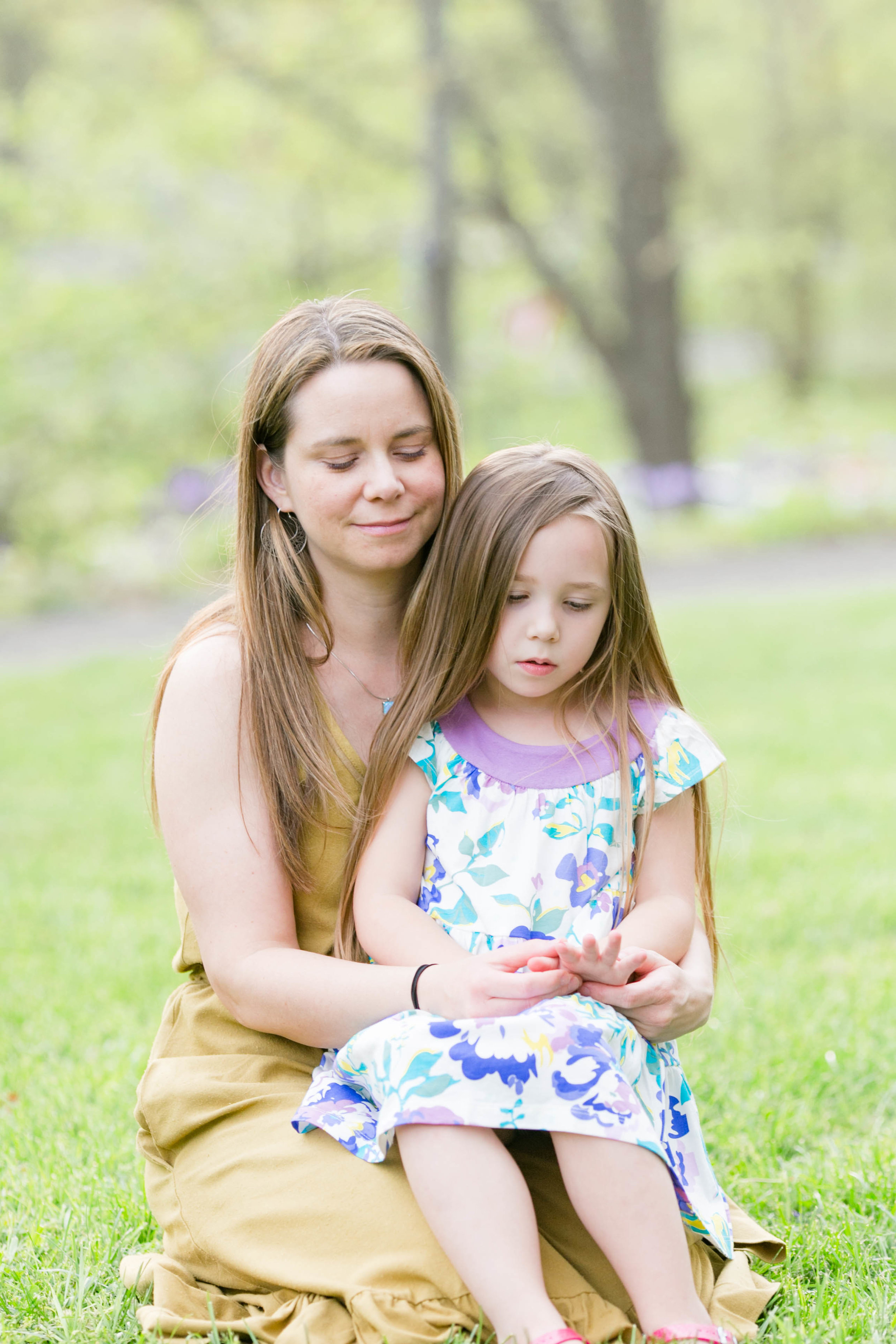 East Tennessee photography, Johnson City, Tri Cities, Jonesborough, family session, spring, engagement, wedding photographer, anniversary photos, portraits, bright and airy photography