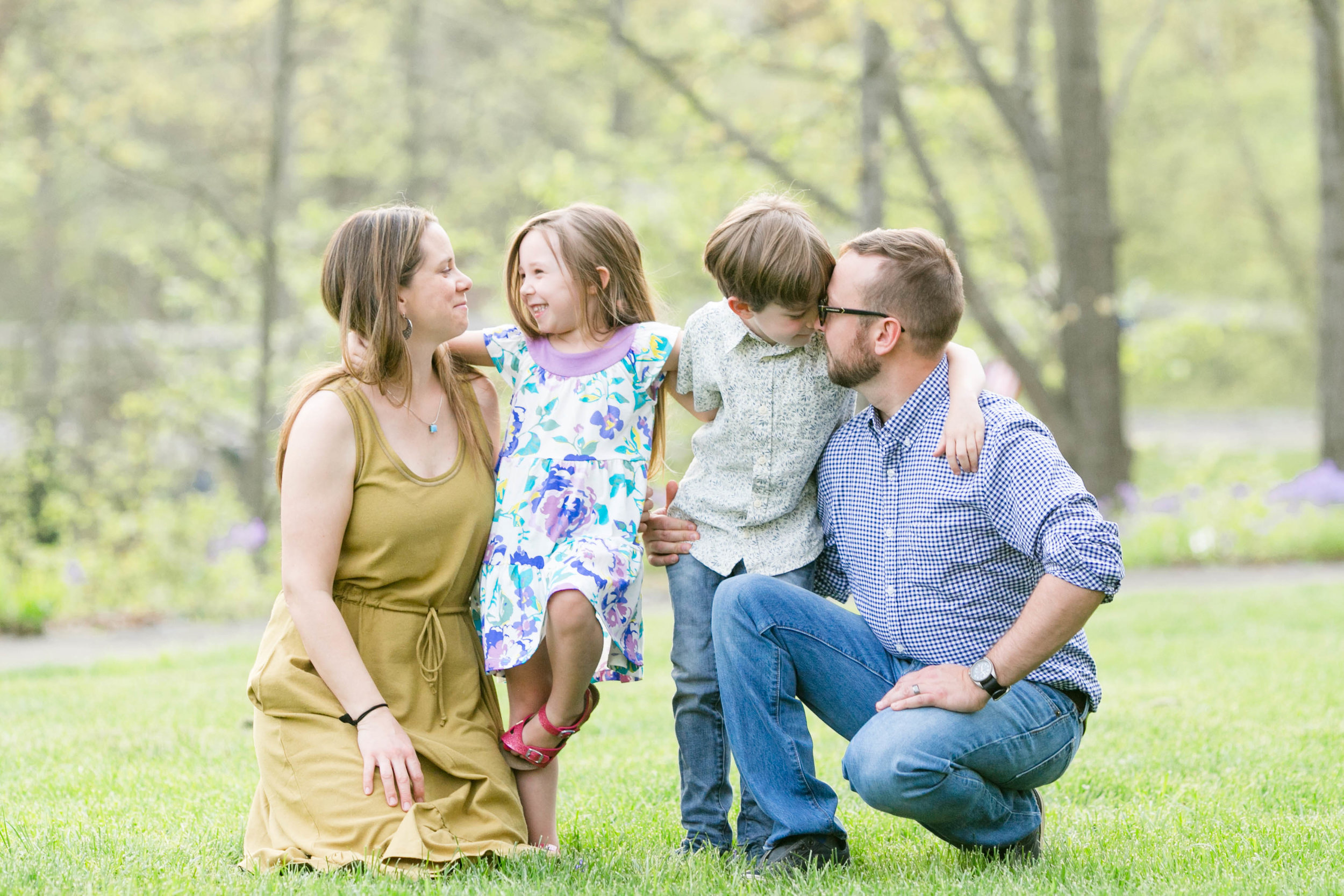 East Tennessee photography, Johnson City, Tri Cities, Jonesborough, family session, spring, engagement, wedding photographer, anniversary photos, portraits, bright and airy photography