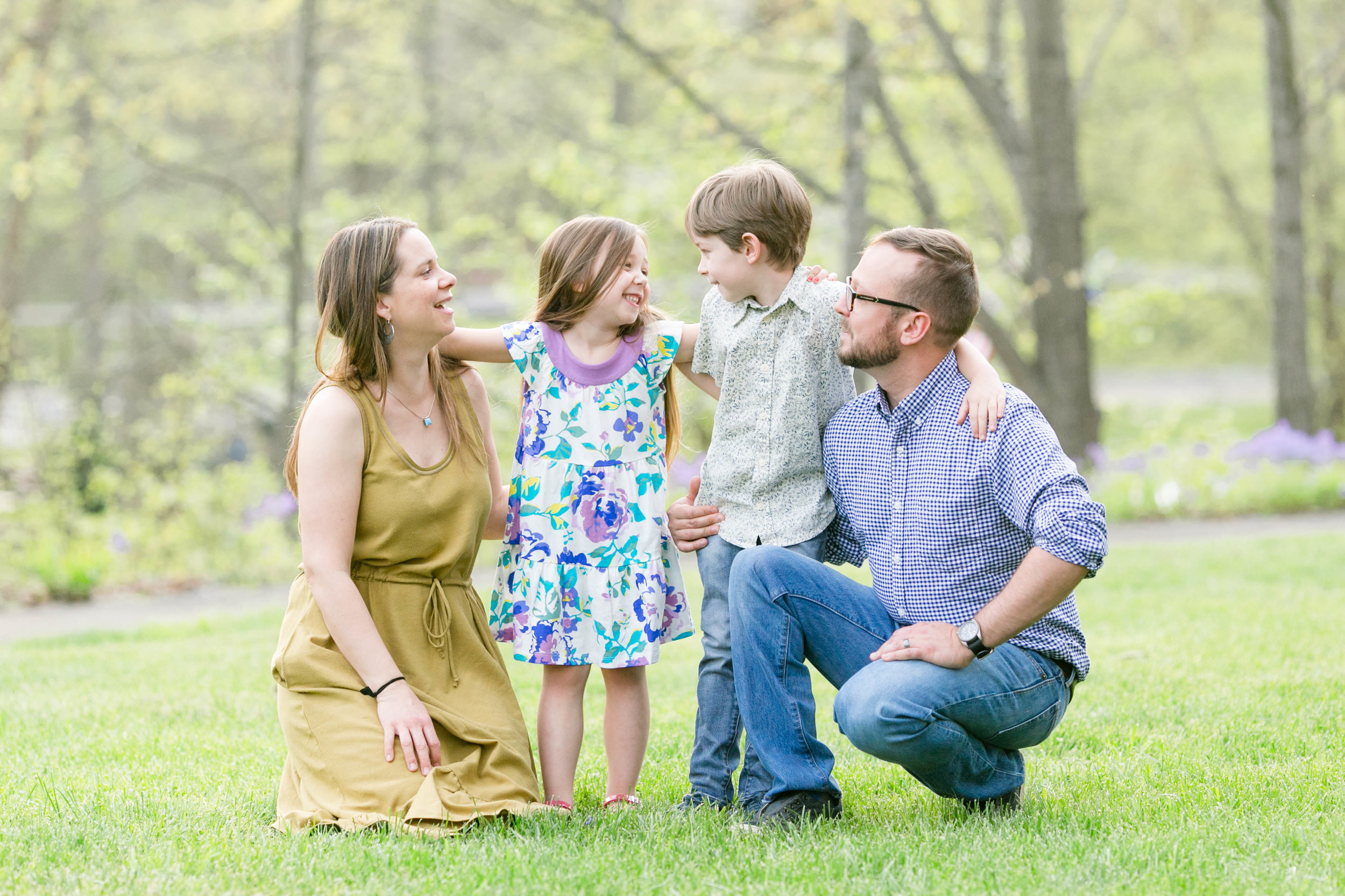 East Tennessee photography, Johnson City, Tri Cities, Jonesborough, family session, spring, engagement, wedding photographer, anniversary photos, portraits, bright and airy photography