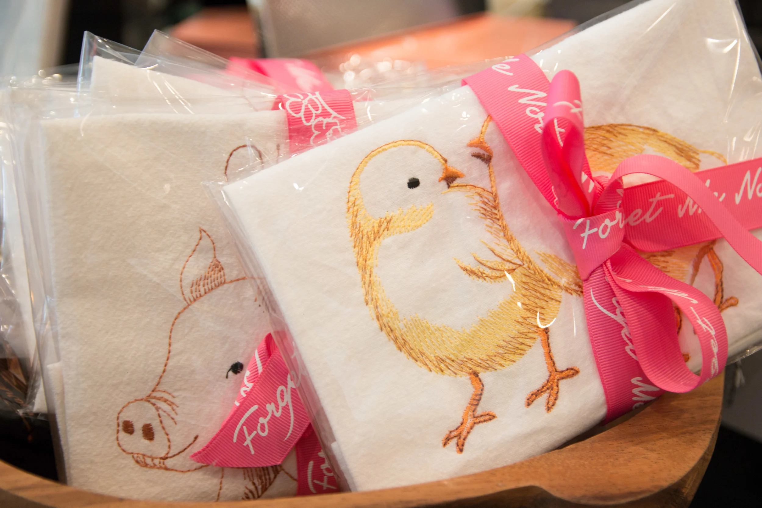 Grab-And-Go kitchen towels are perfect little host gifts! 