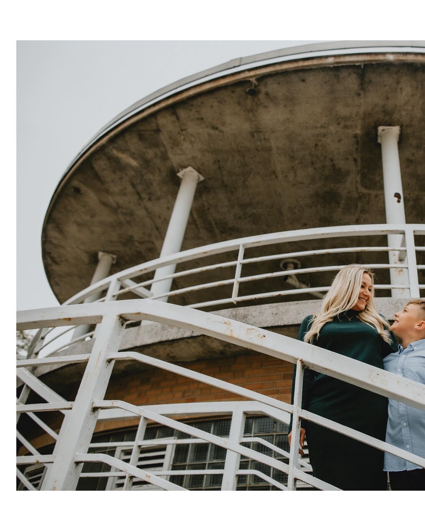 A &ldquo;destination&rdquo; family session in Milwaukee.  Hanna and her son were in Wisconsin for a Bucks game this fall and wanted a session to document their trip.  Loved meeting you two!

#milwaukeefamilyphotographer #milwaukeefamilysession #mkeph