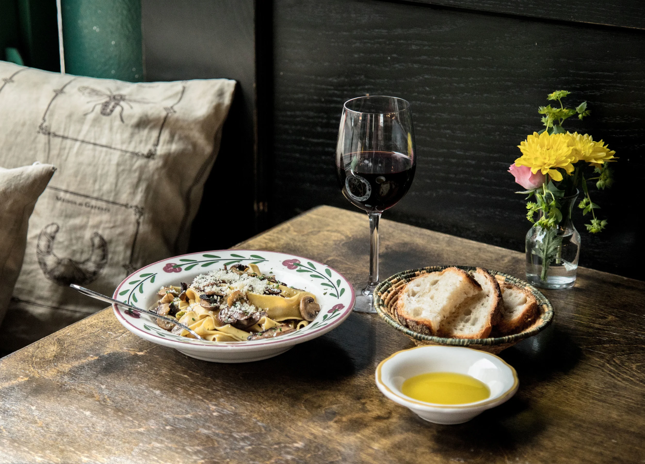 River Deli Restaurant