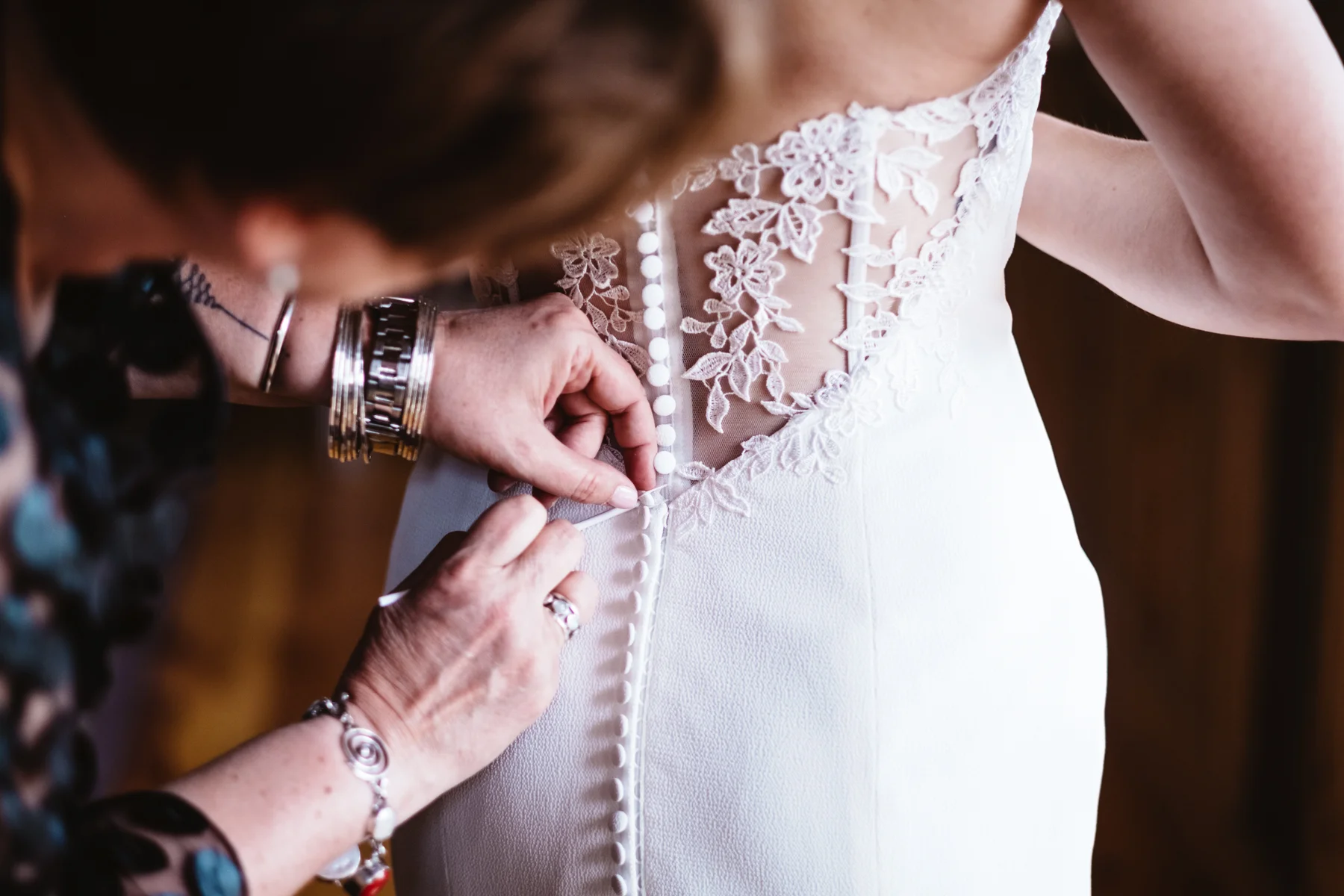 Chelsie+Mike-Lone-Hawk-Farm-Wedding-010.jpg