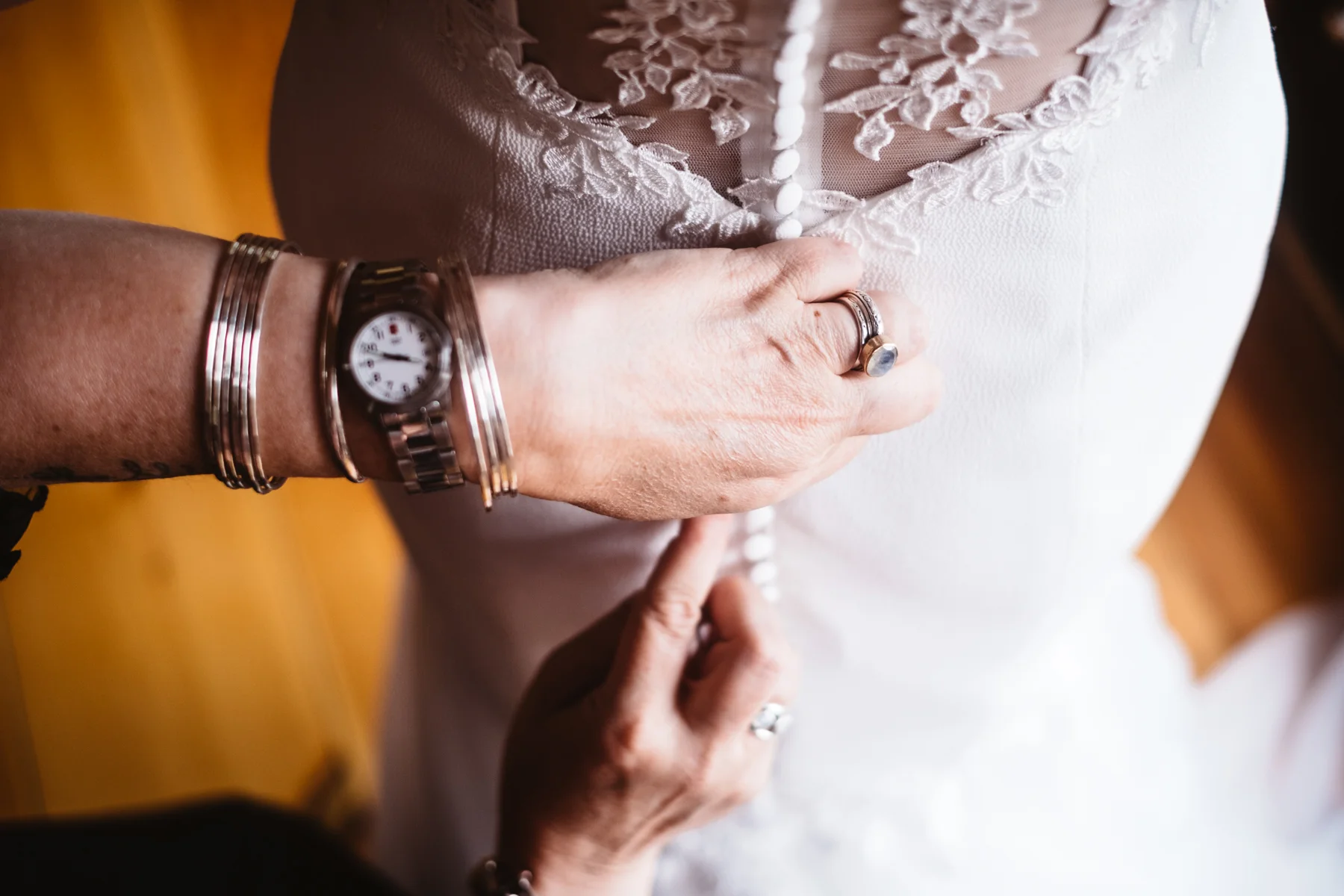 Chelsie+Mike-Lone-Hawk-Farm-Wedding-011.jpg