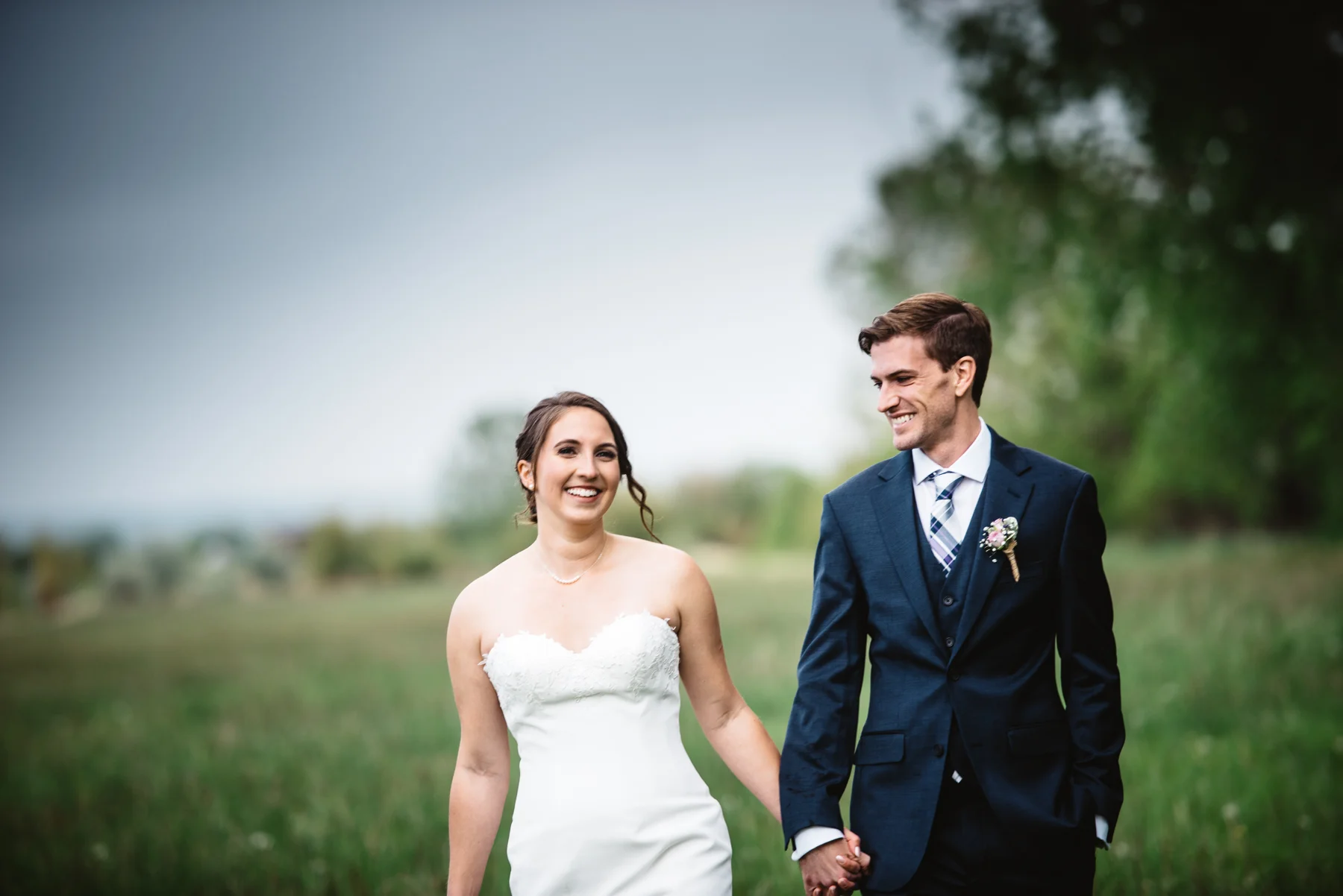 Chelsie+Mike-Lone-Hawk-Farm-Wedding-037.jpg
