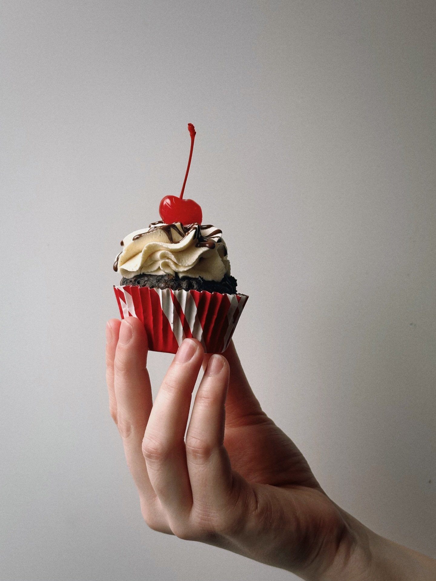 Saturday is the day❣️💕
Come visit from 10:30-2:00. We will be serving up drinks, and fresh baked goods will be coming out all morning 🫶🏻 tables will be stocked with crafting supplies✂️
Raspberry chocolate lattes on special and all your favourite i