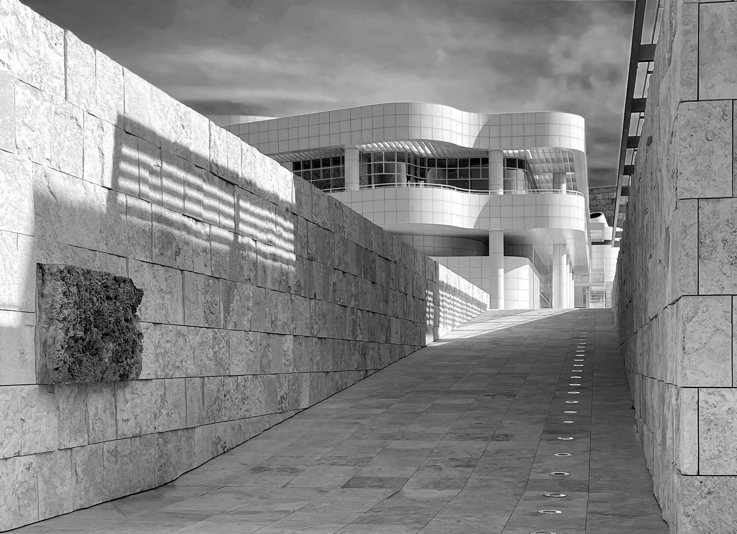 IMG_2067_bw.jpg