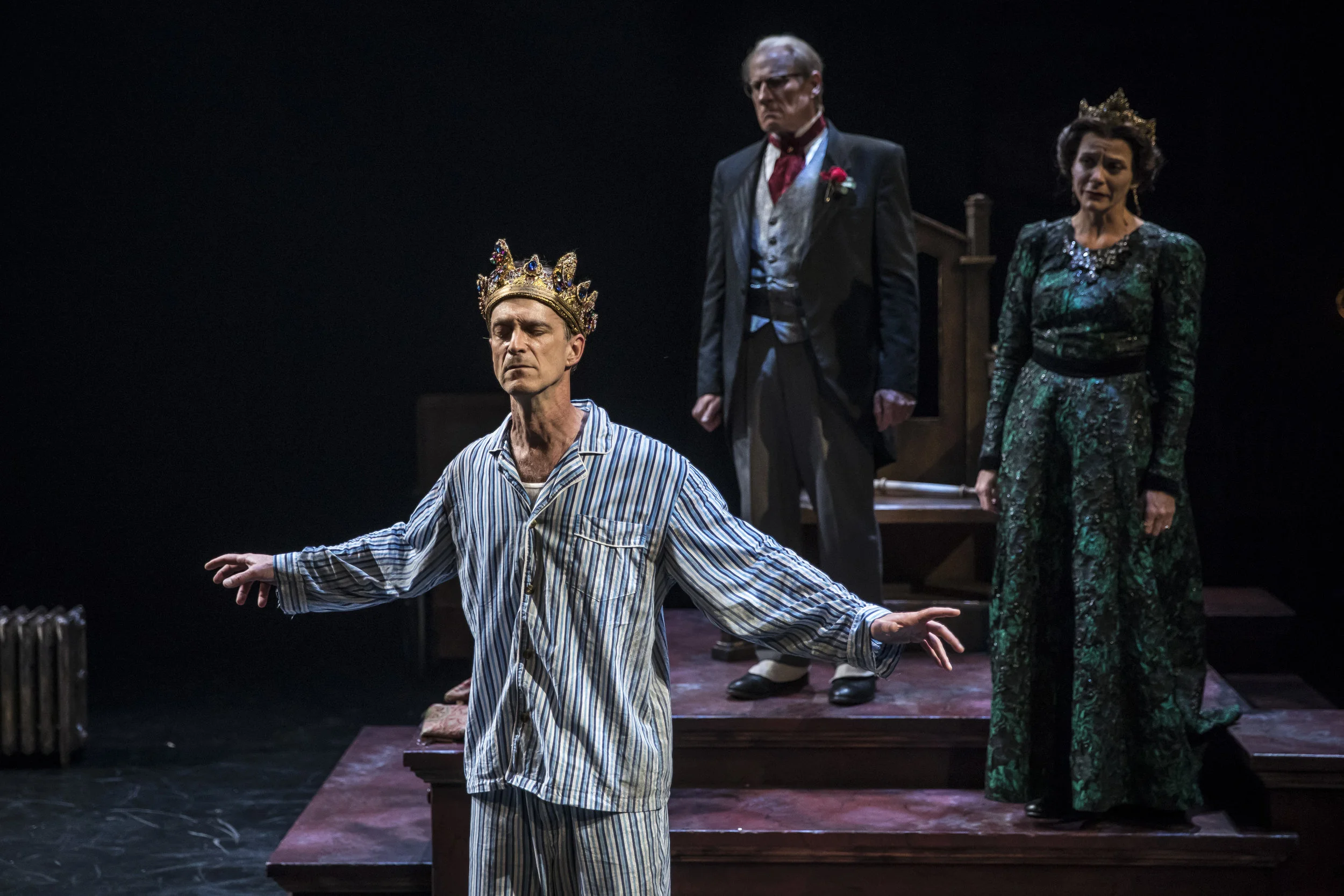 Short Takes From Spring Green -- "Exit the King" and "The Recruiting Officer"