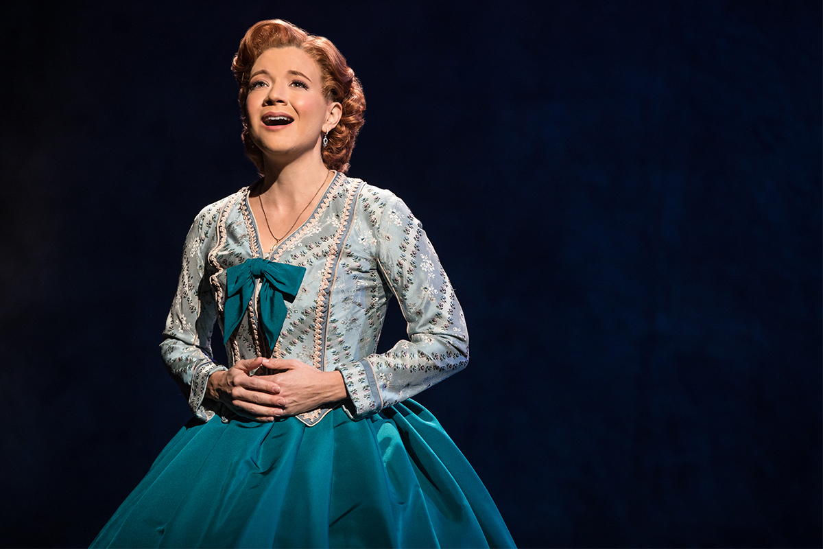 Angela-Baumgardner-as-Anna-Leonowens-in-Rodgers-Hammersteins-THE-KING-AND-I.-Photo-by-Matthew-Murphy..jpg