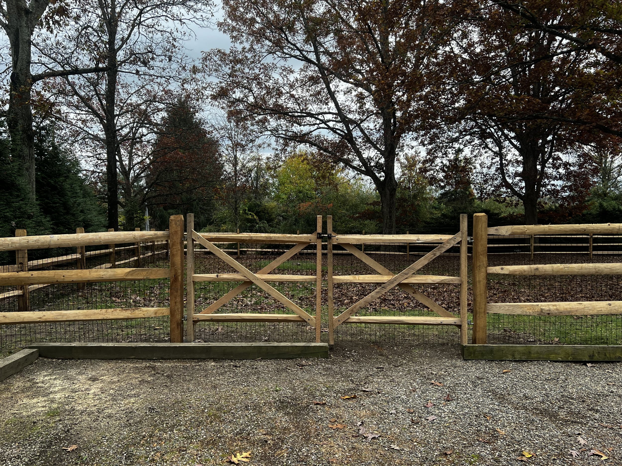 Yeakel fence gates.jpeg