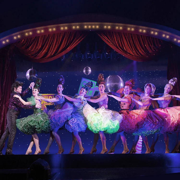STRICTLYBALLROOM_08.jpg