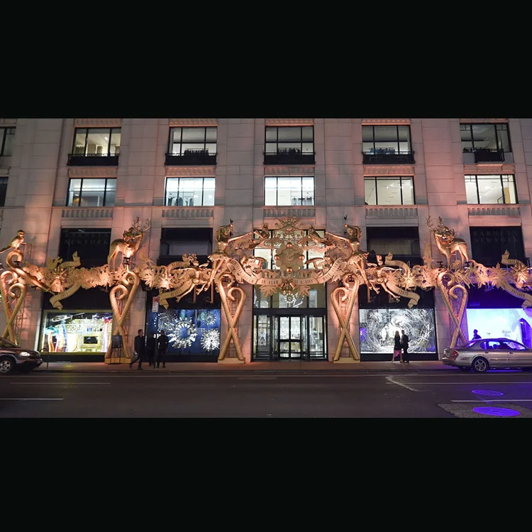 BAZDAZZLED_04.jpg