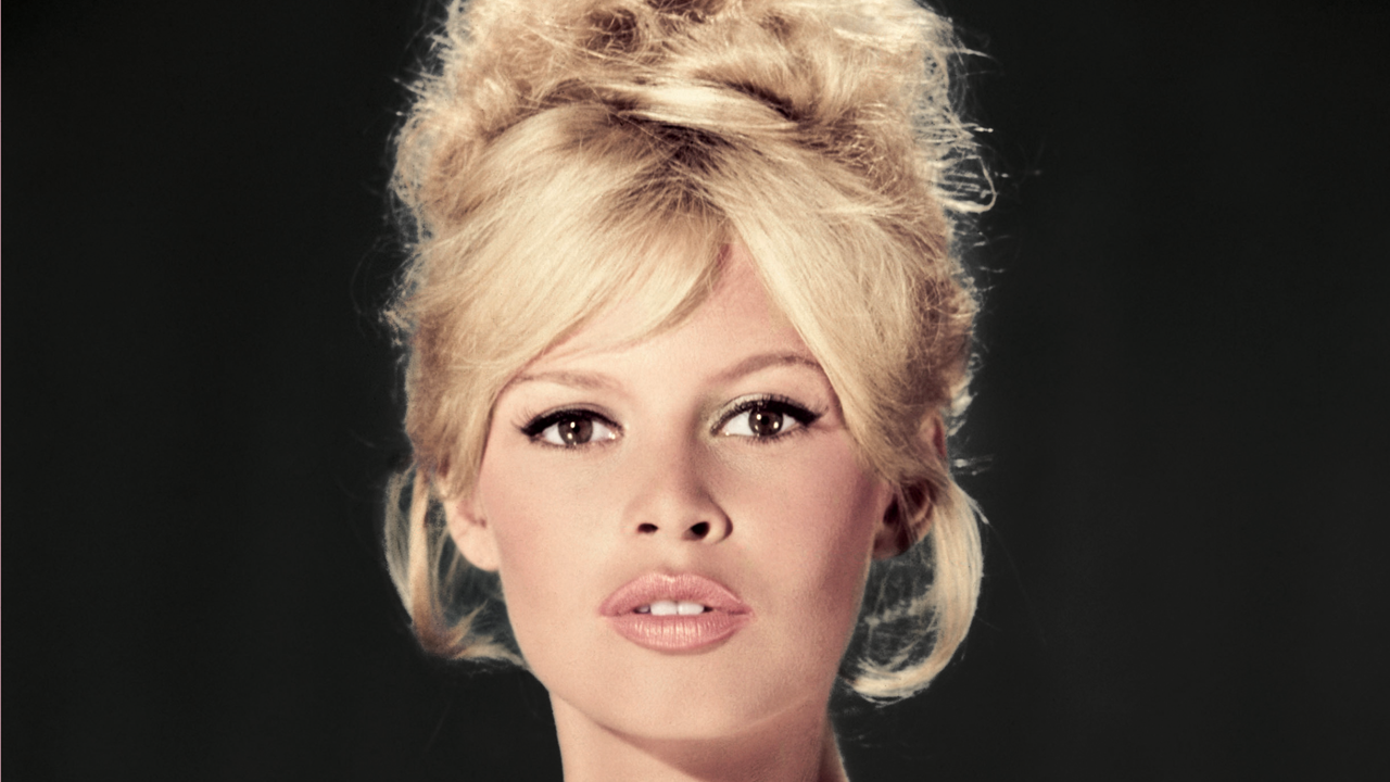 Brigitte-Bardot-My-Life-In-Fashion-Header.png