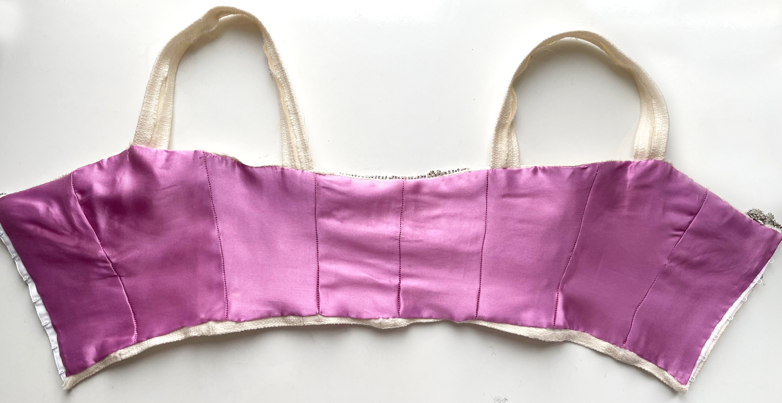 Bustier 2.png