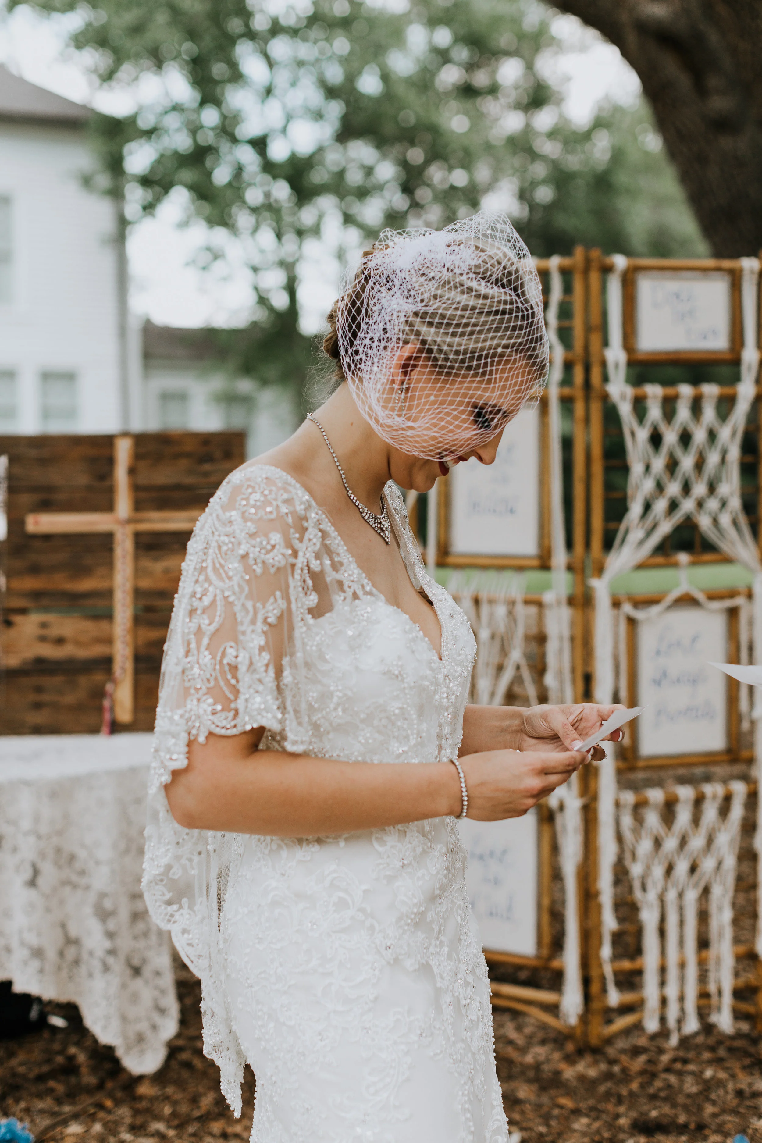 getting ready and first look-0568.jpg