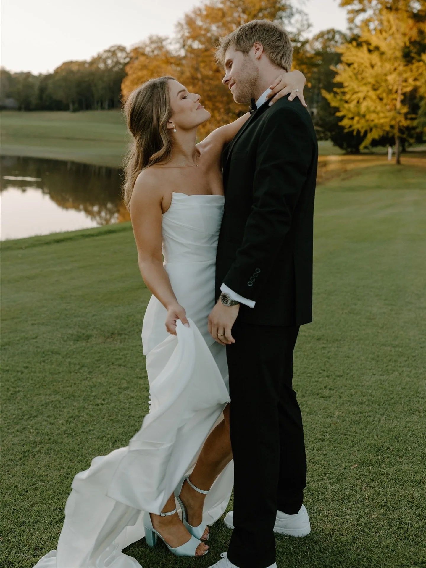 Reagan &amp; Garrison&rsquo;s country club wedding is now, finally on the blog. 
A day full of so much fun and beauty. It&rsquo;ll live rent free in my mind forever.