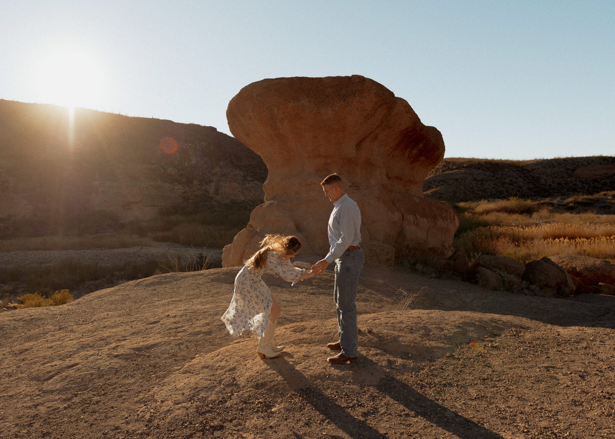 Rio Grande-Couples-Engagement-Photoshoot-Big-Bend-44.jpg