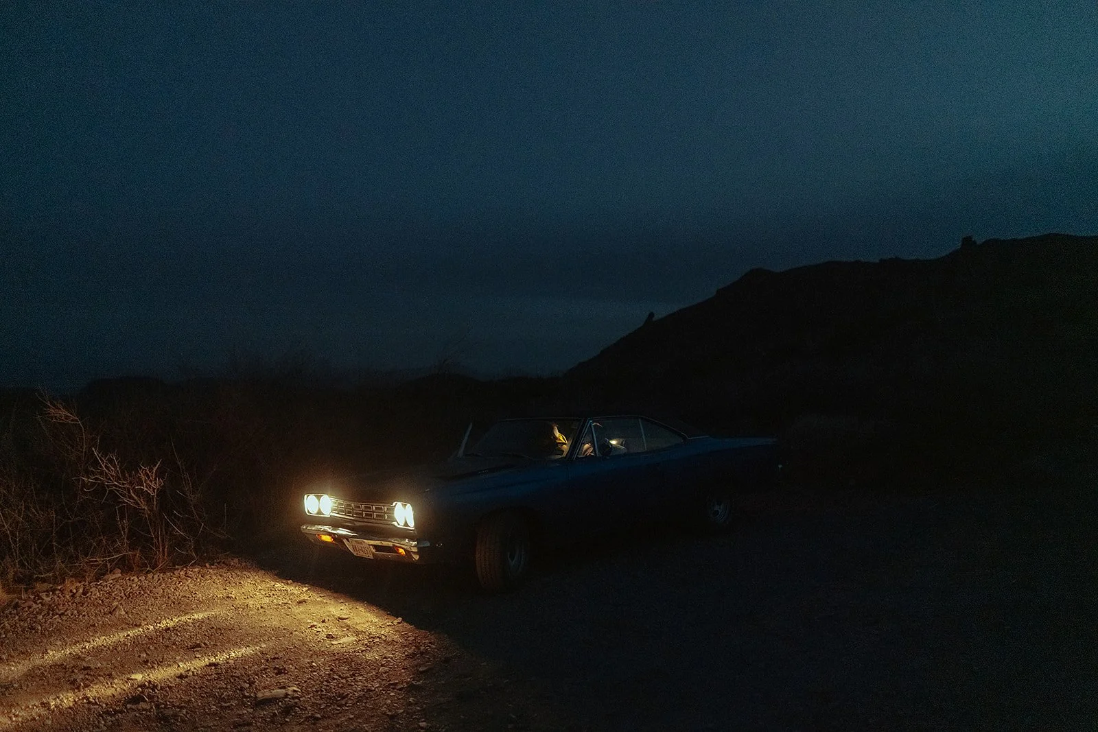 Hiking Elopement with a Classic Car in Big Bend National Park