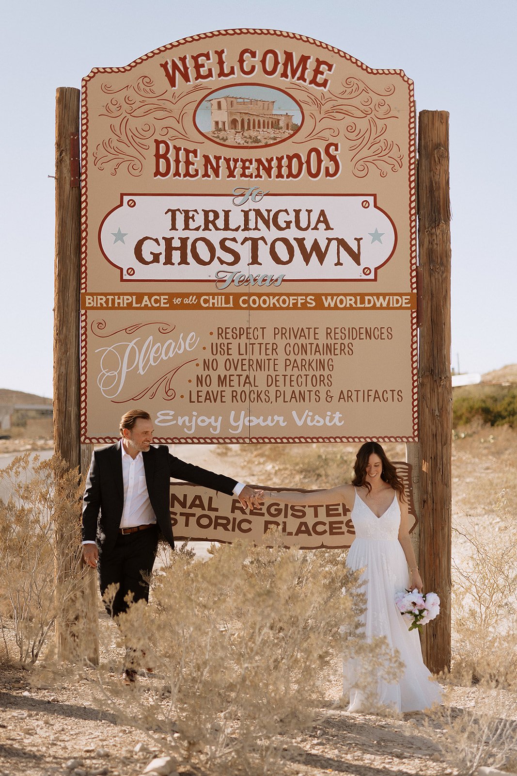 terlingua-ghosttown-elopement7.jpg