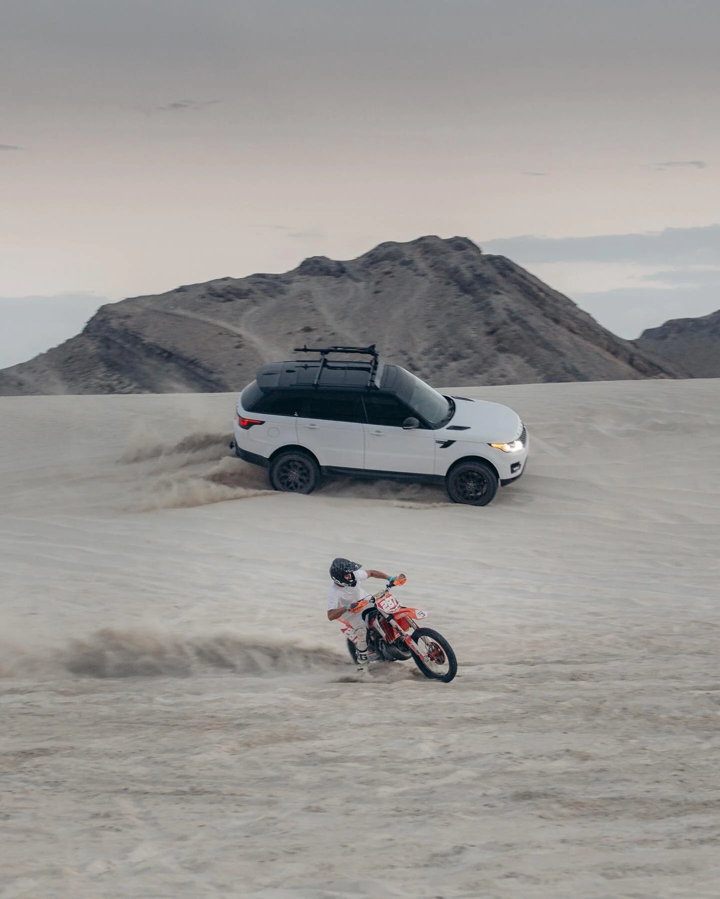 &bull; Wild West &bull;

Had some fun playing in the sand the other day. Solid crew all runnin&rsquo; and gunnin&rsquo; through the dunes. Love Utah. Love the southwest. Need to spend more time here. Hope everyone&rsquo;s having a great day, cheers! 