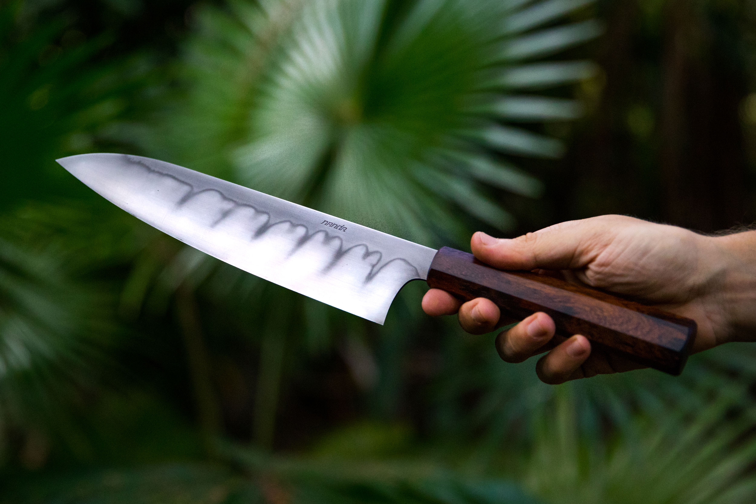 Sawtooth-Hamon-Gyuto.jpg