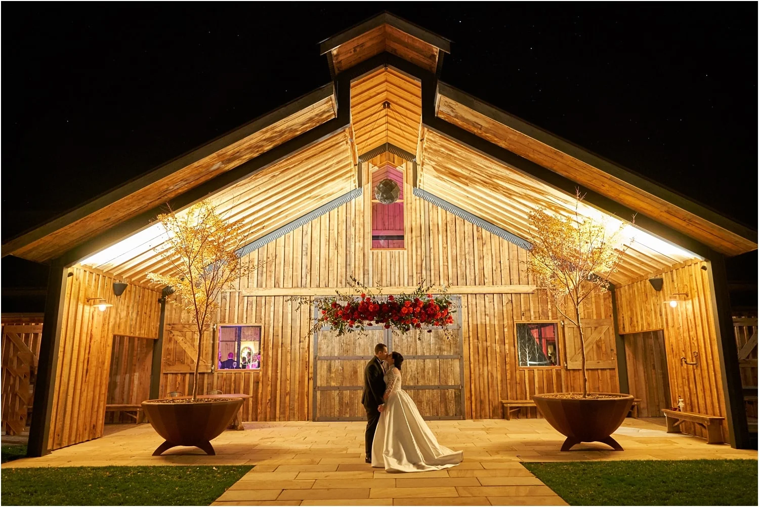 NM_Bendooley_Stables_Wedding_0070.jpg