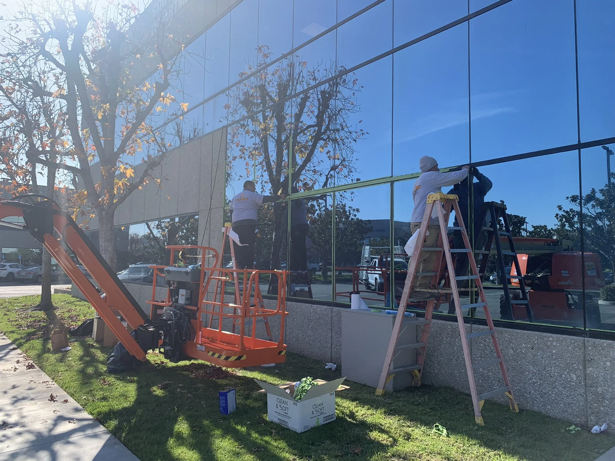 storefront-glass-commercial-scaffold-orange-county-6.JPEG